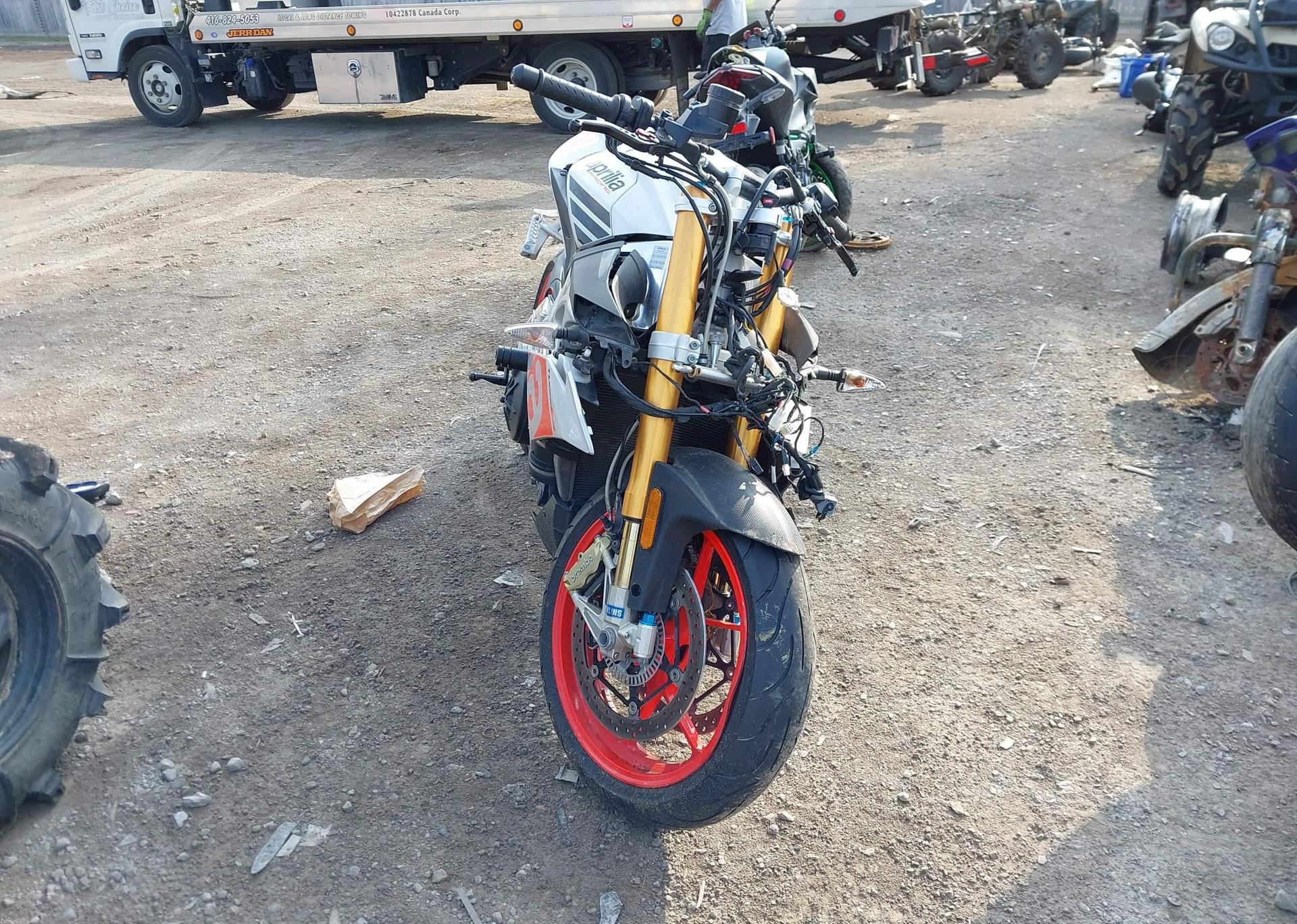 2016 APRILIA TUONO V4 1100 ABS
