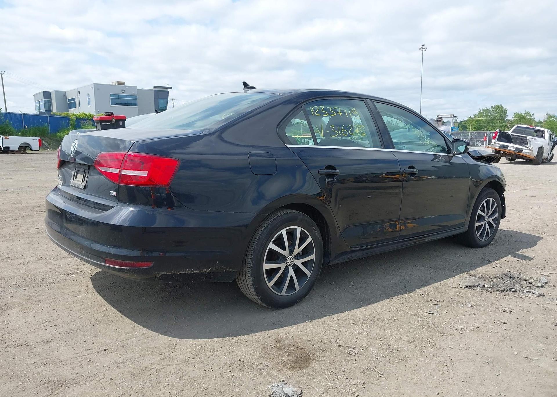 2015 VOLKSWAGEN JETTA SE