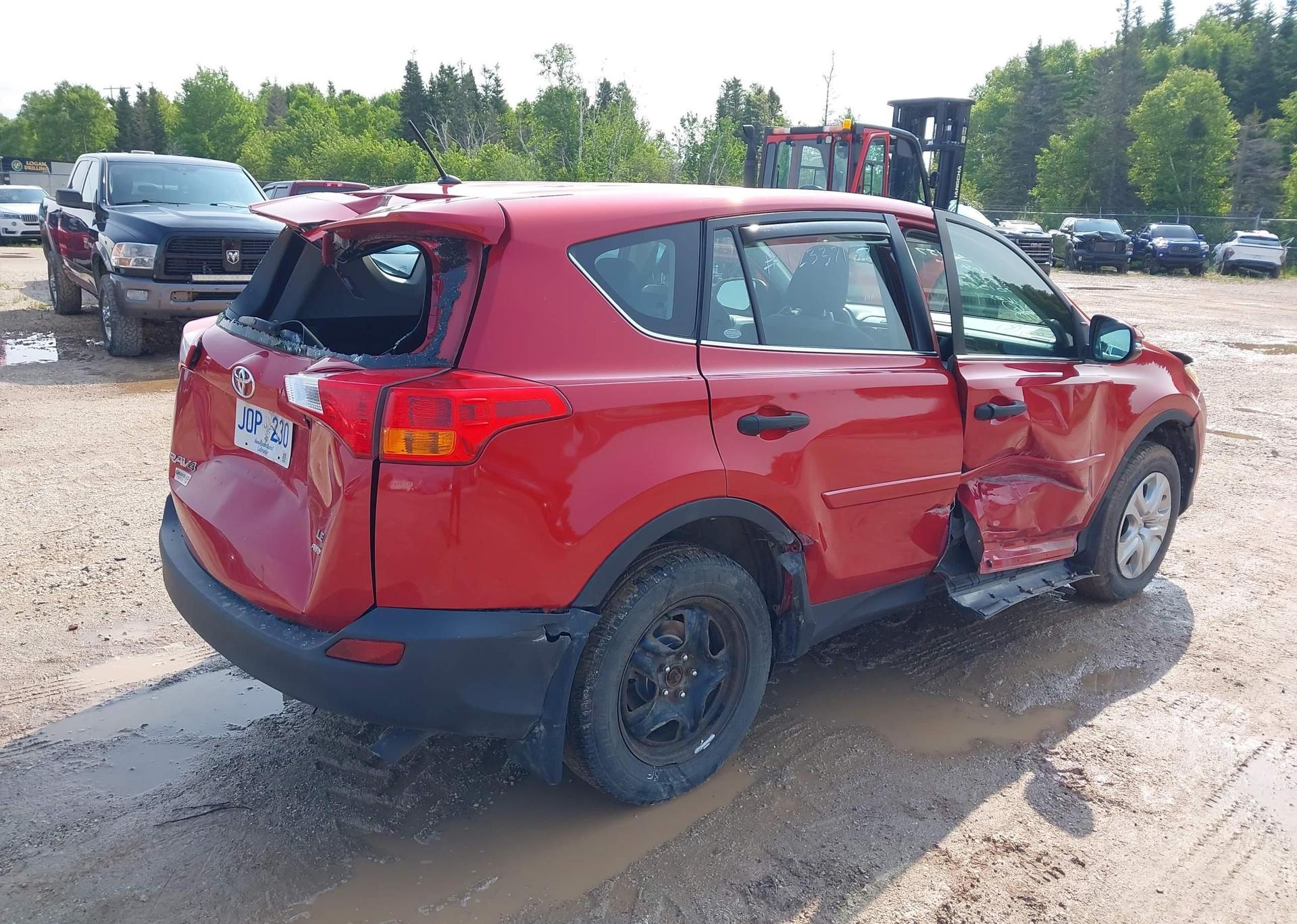 2013 TOYOTA RAV4 LE