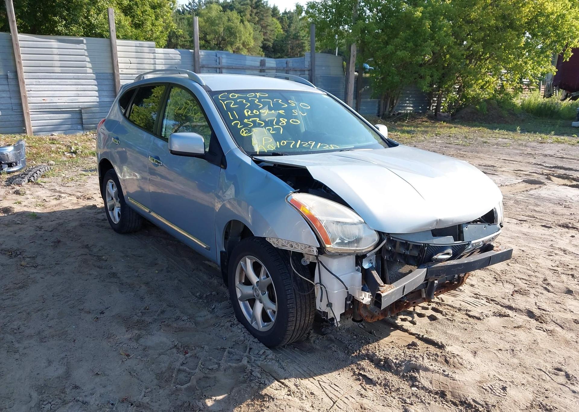 2011 NISSAN ROGUE SV