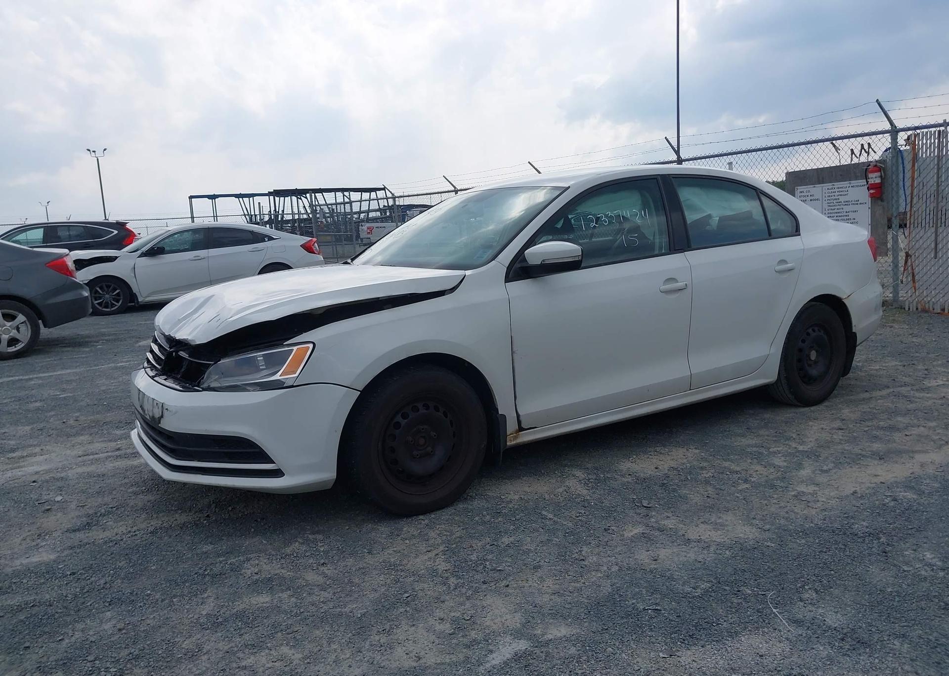 2015 VOLKSWAGEN JETTA 2.0L TRENDLINE