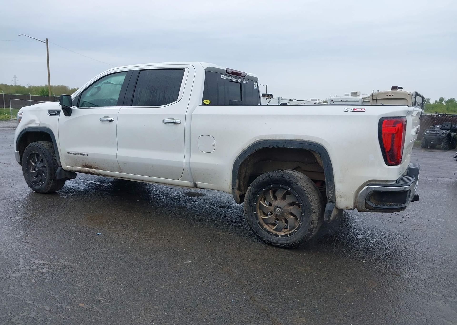 2020 GMC SIERRA K1500 SLT