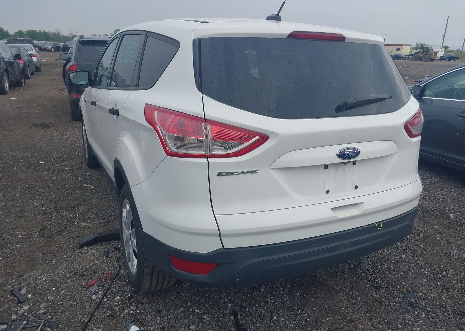 2015 FORD ESCAPE S