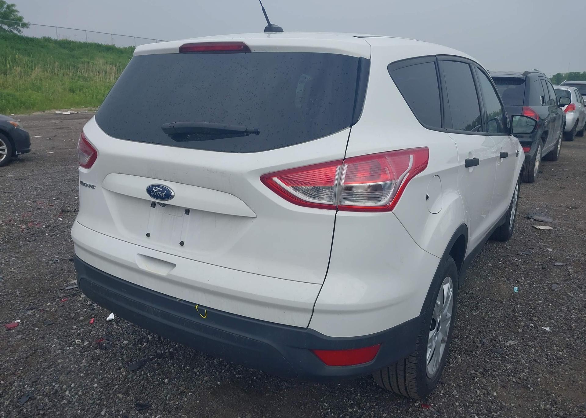 2015 FORD ESCAPE S