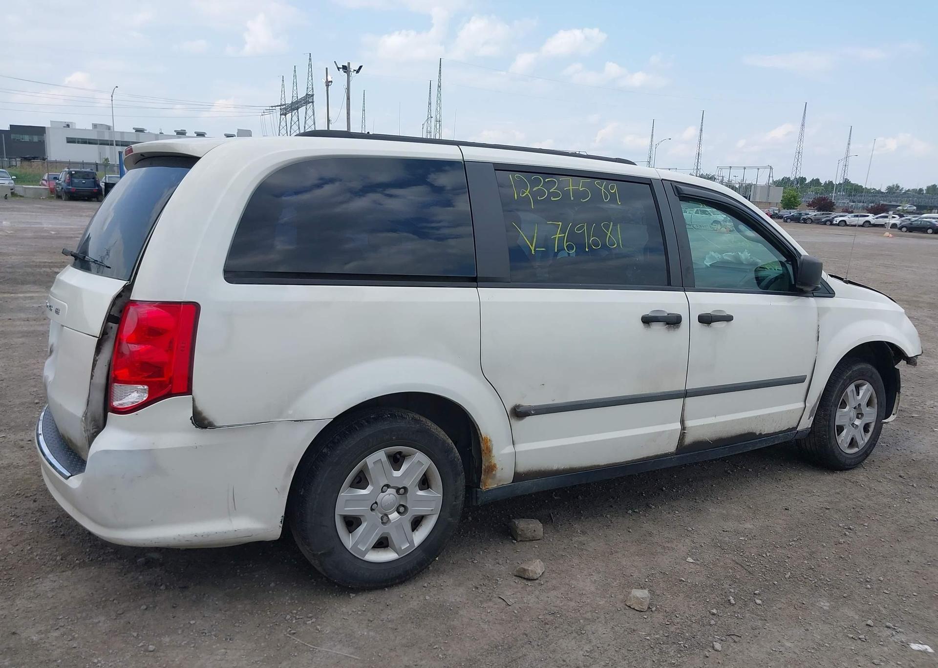 2011 DODGE GRAND CARAVAN