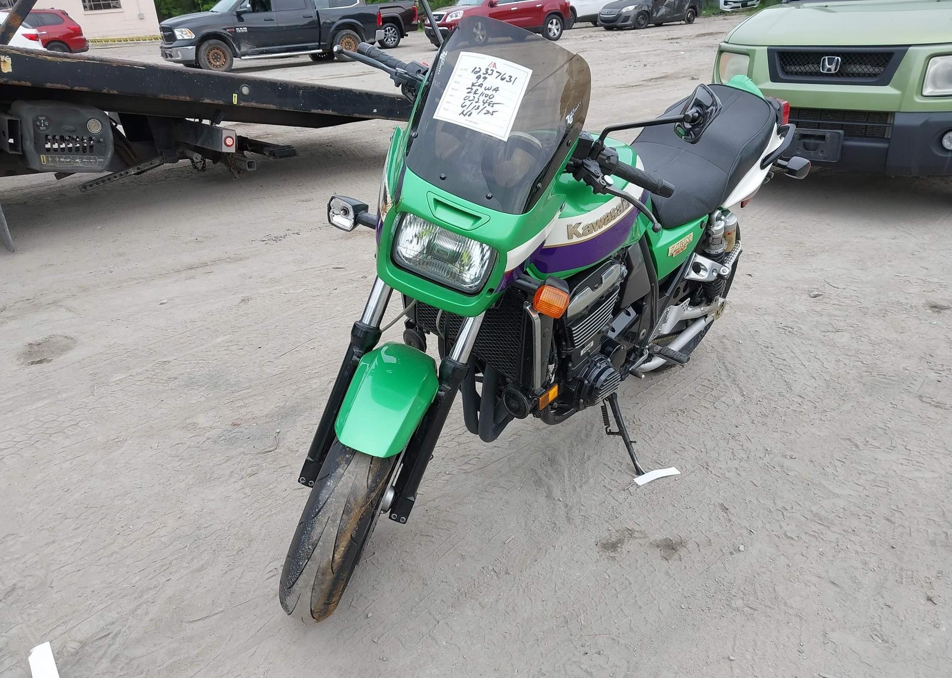 1999 KAWASAKI ZR1100 C
