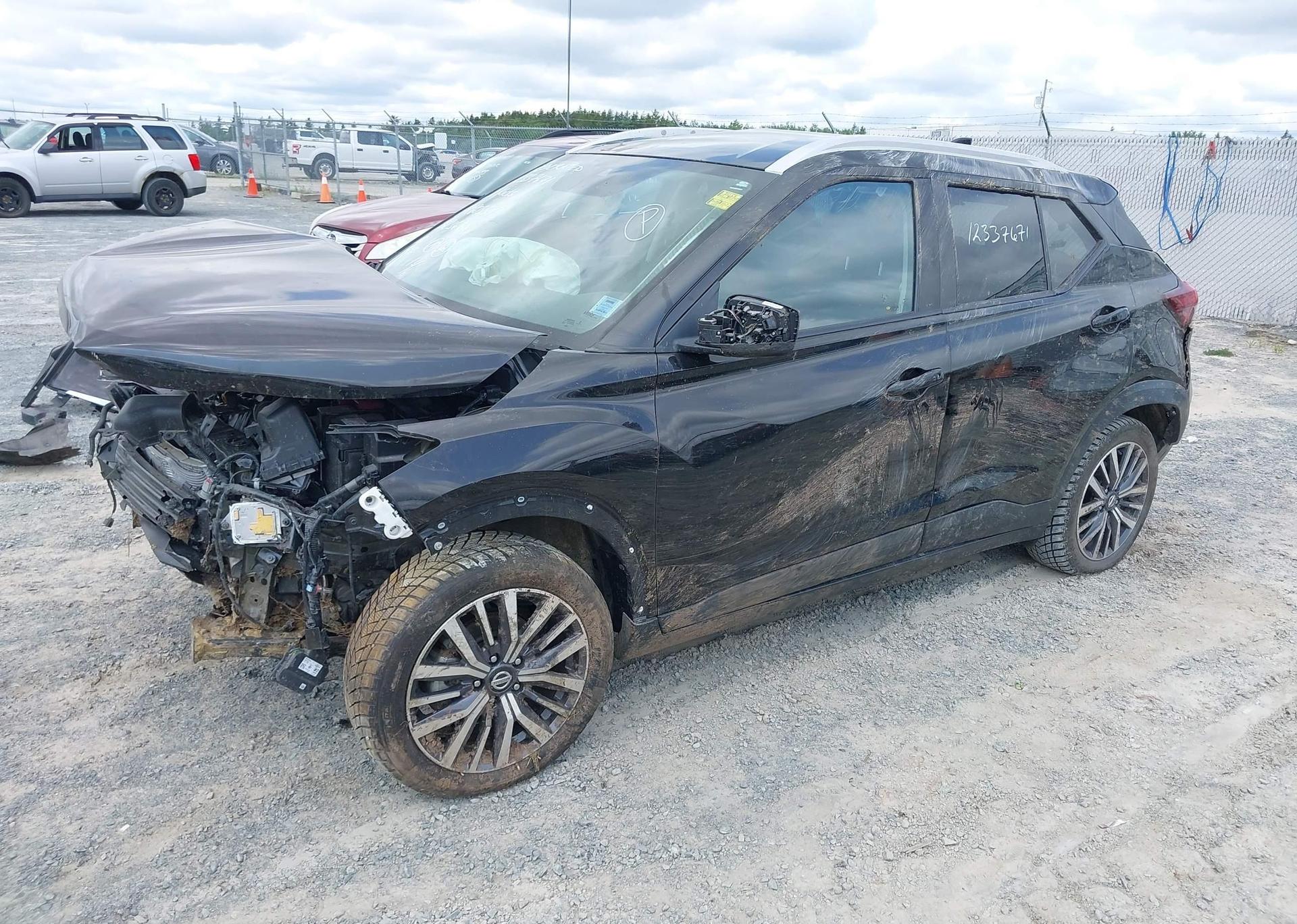2021 NISSAN KICKS SV