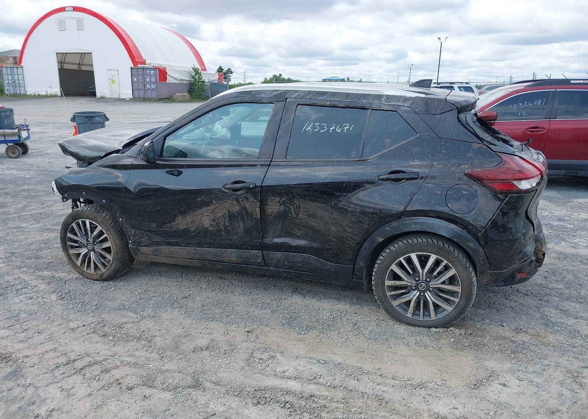 2021 NISSAN KICKS SV