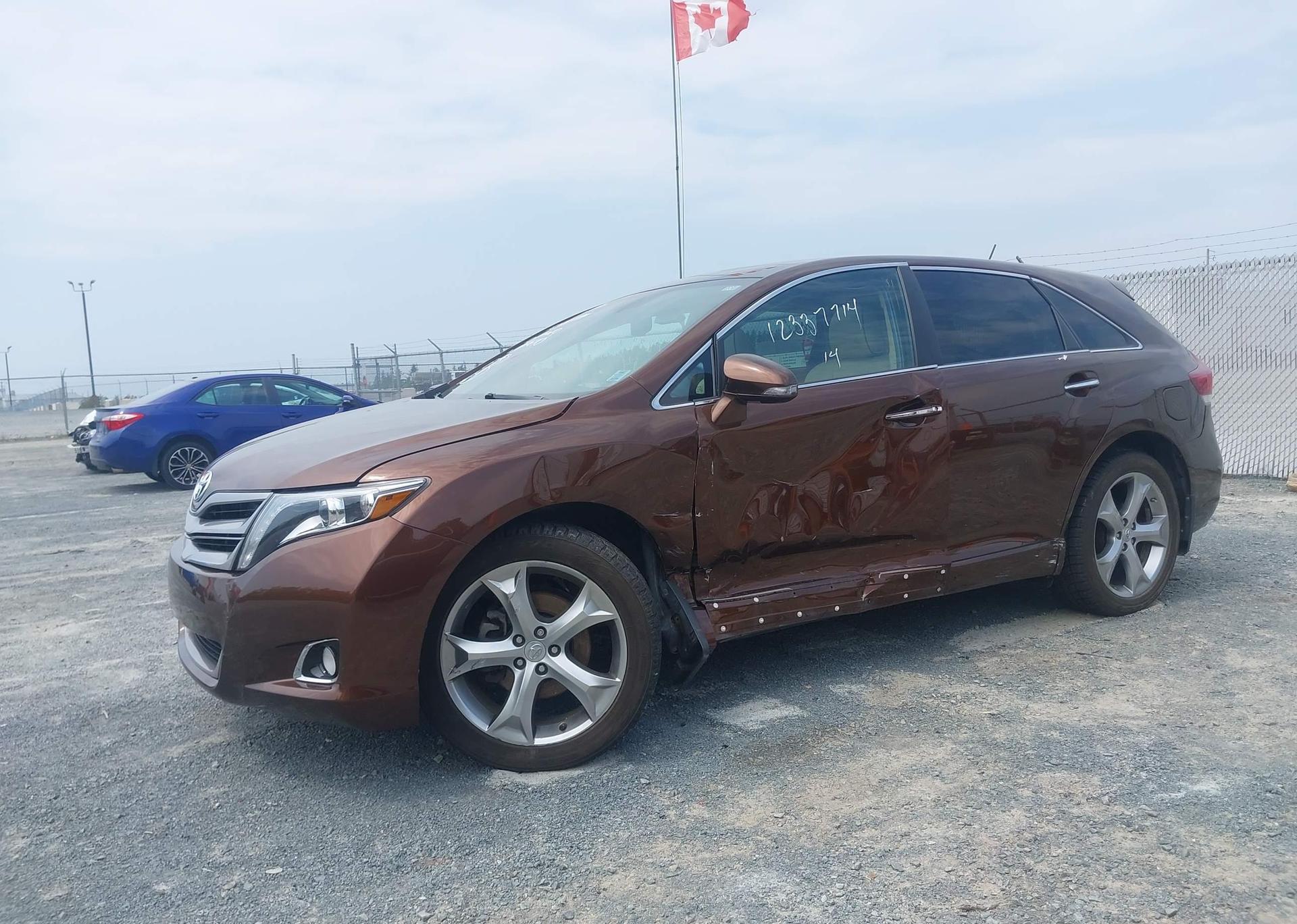 2014 TOYOTA VENZA BASE V6