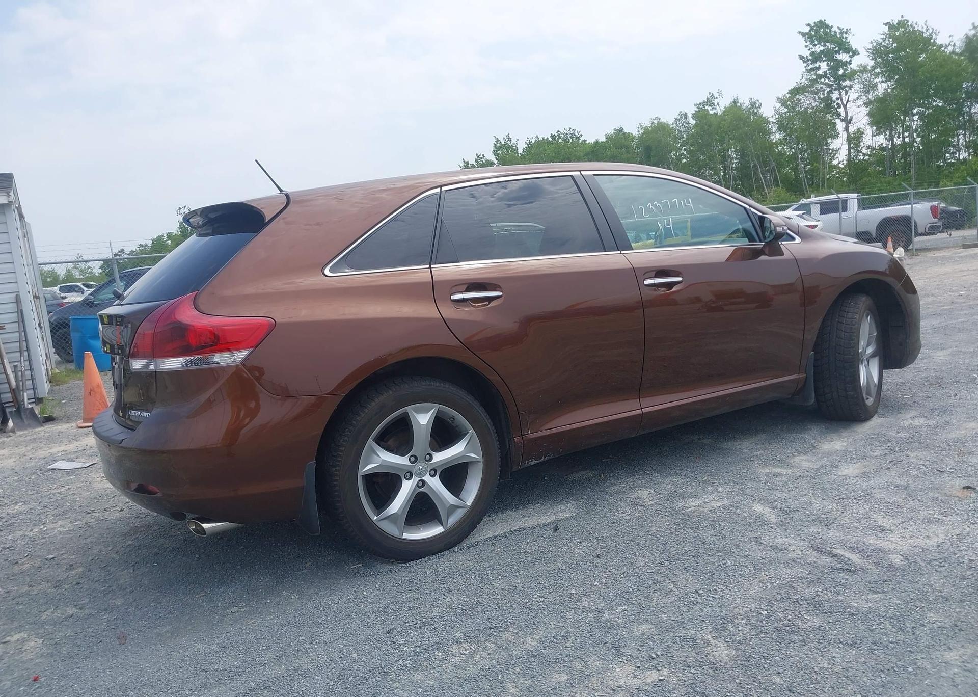 2014 TOYOTA VENZA BASE V6