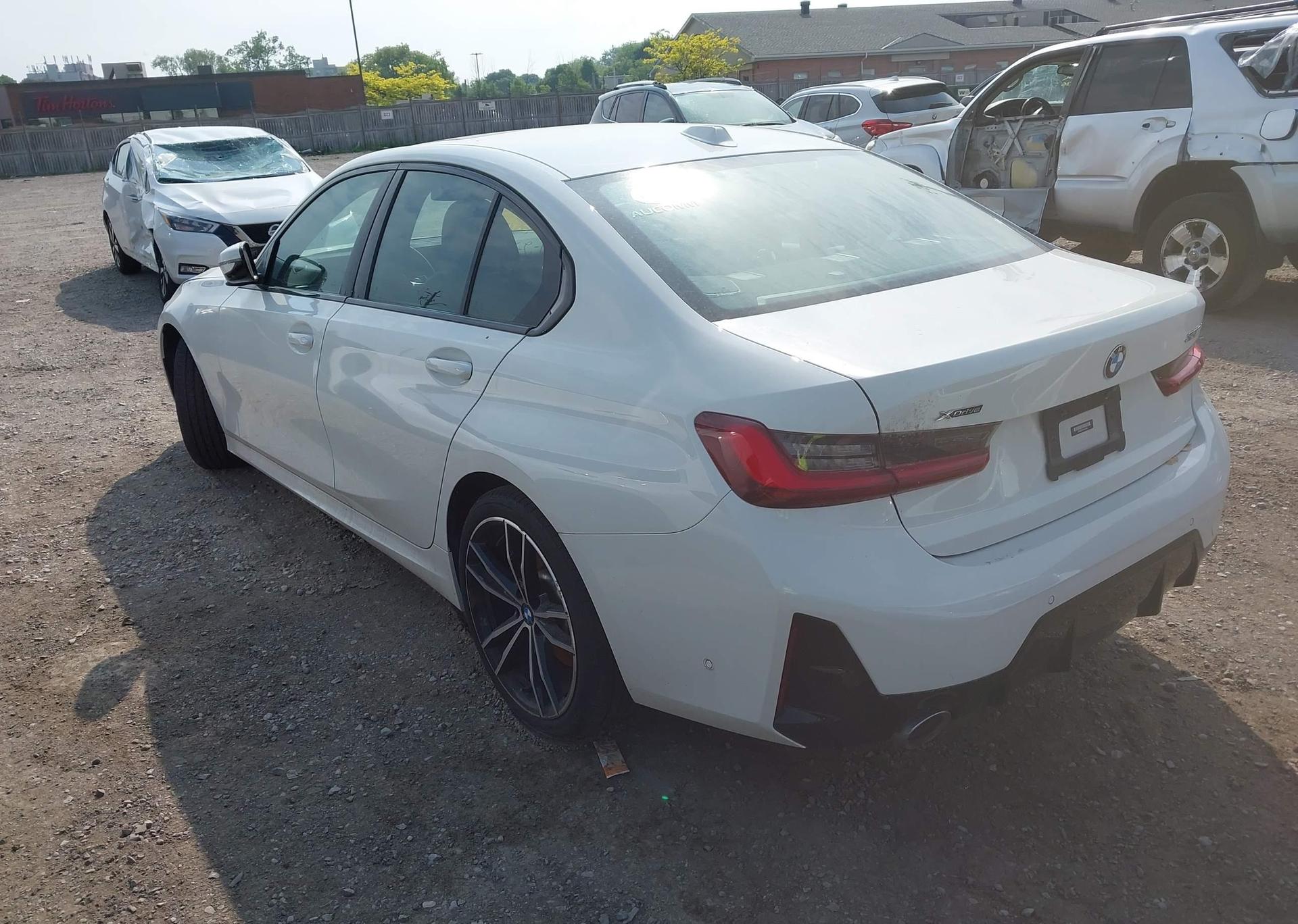 2023 BMW 330XI