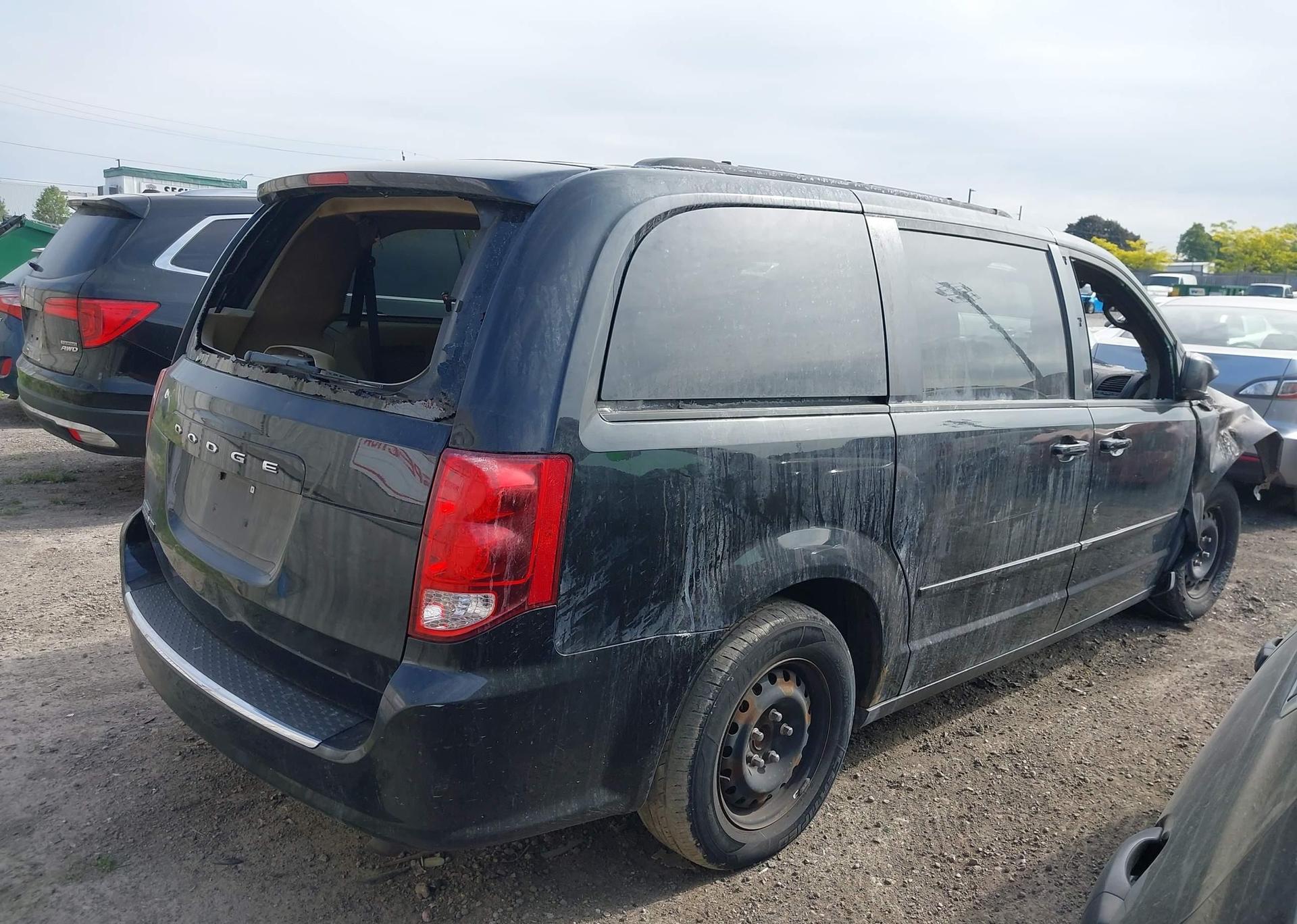 2012 DODGE GRAND CARAVAN SE