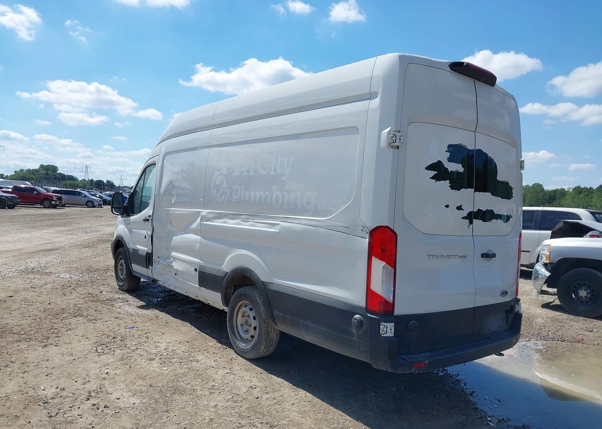 2019 FORD transit t-250