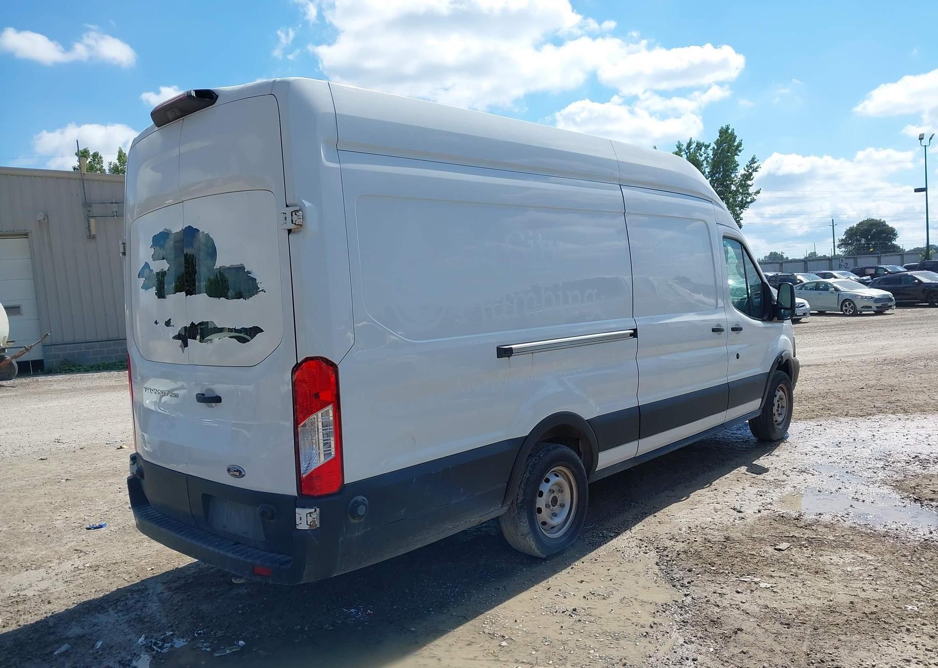 2019 FORD transit t-250