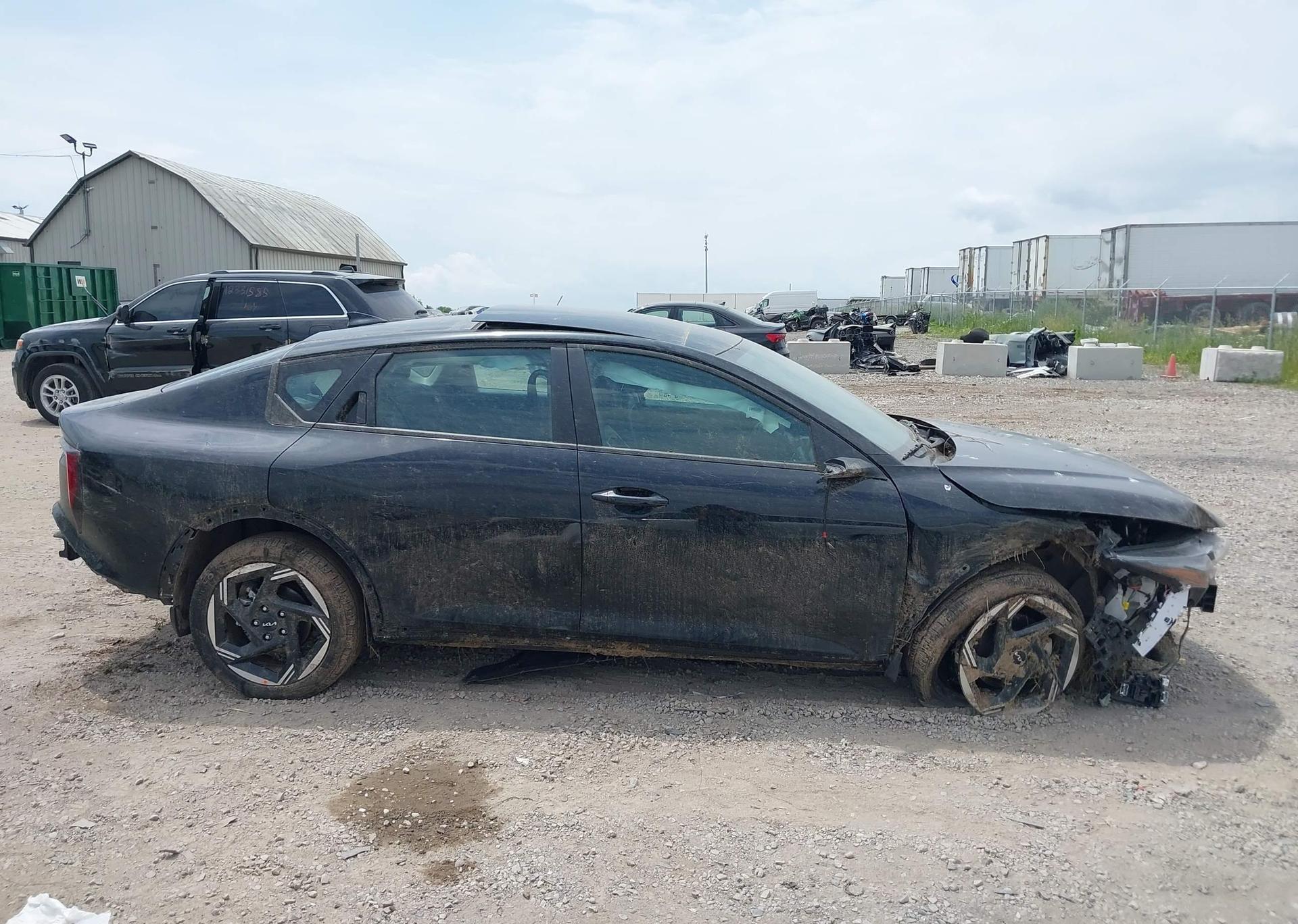 2025 KIA K4 EX