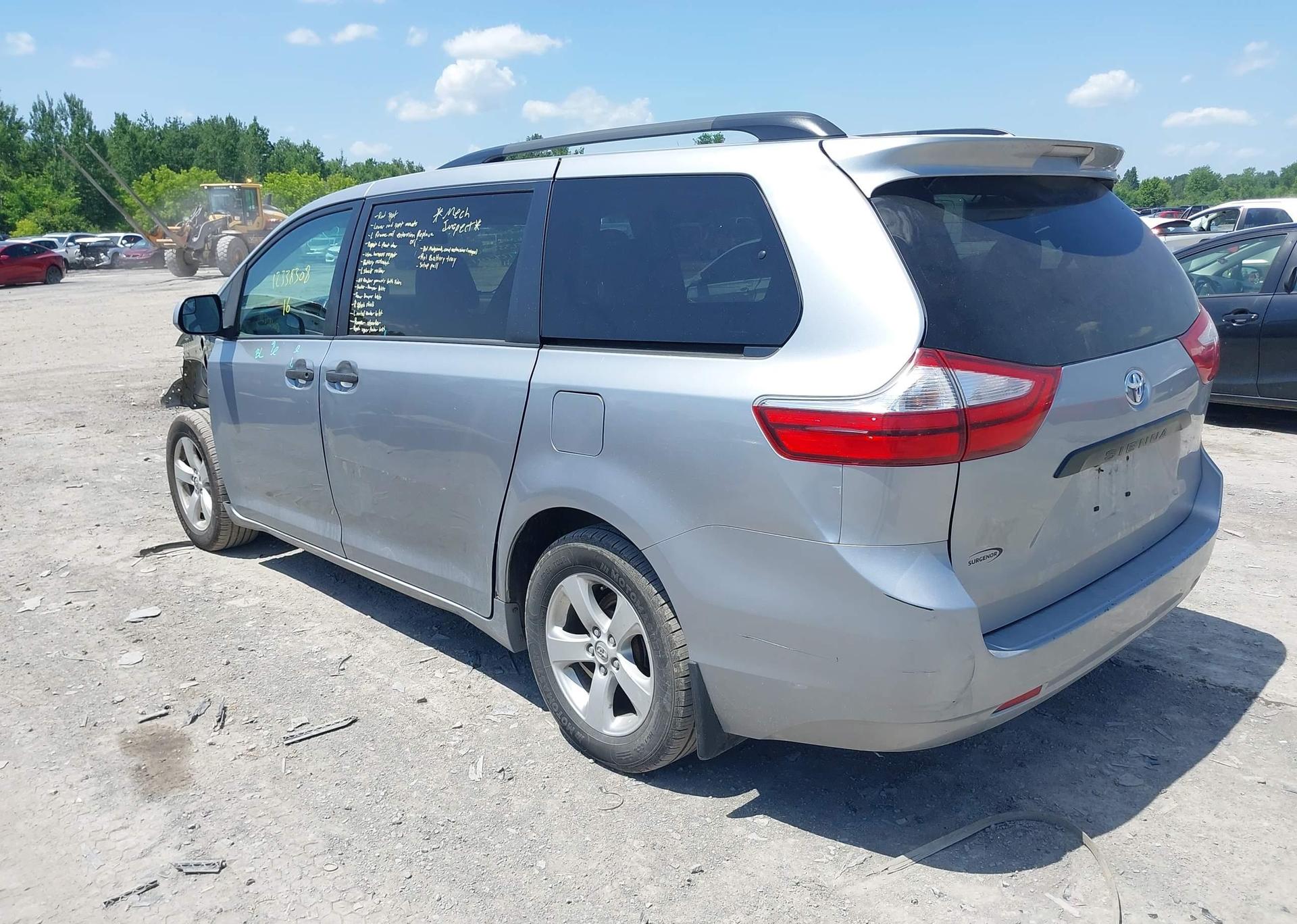 2016 TOYOTA SIENNA 7 PASSENGER