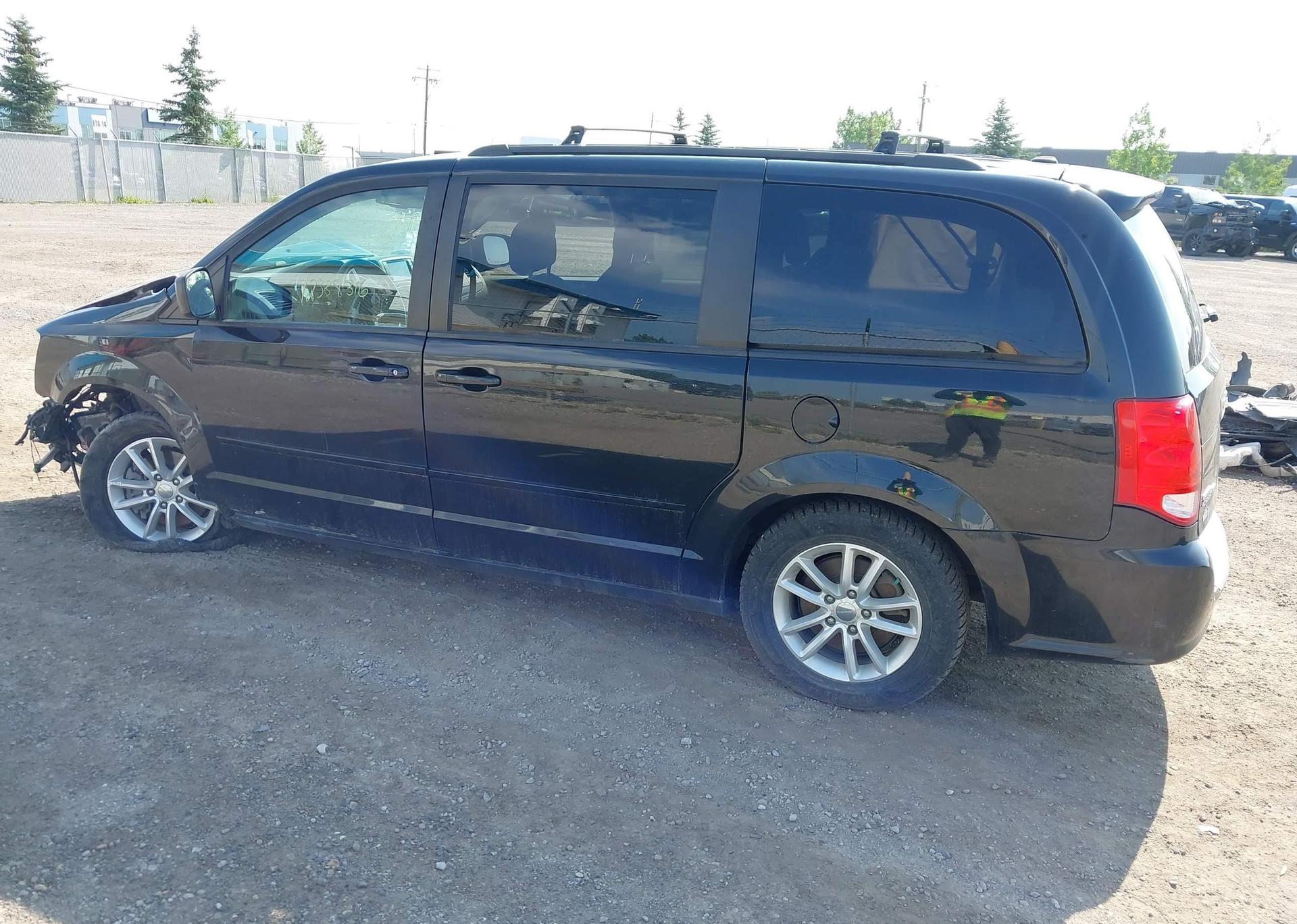 2017 DODGE GRAND CARAVAN SE