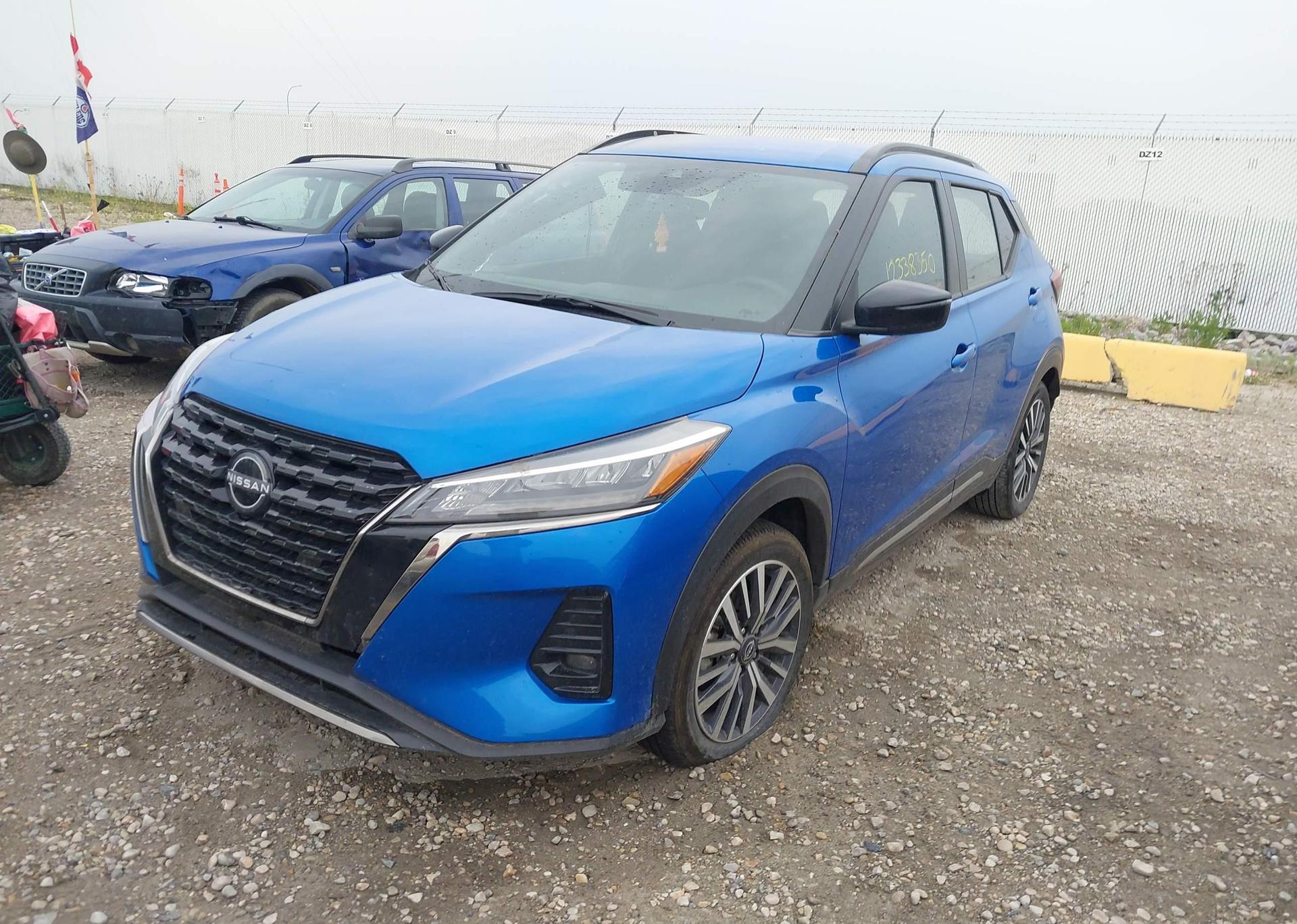 2022 NISSAN KICKS SR