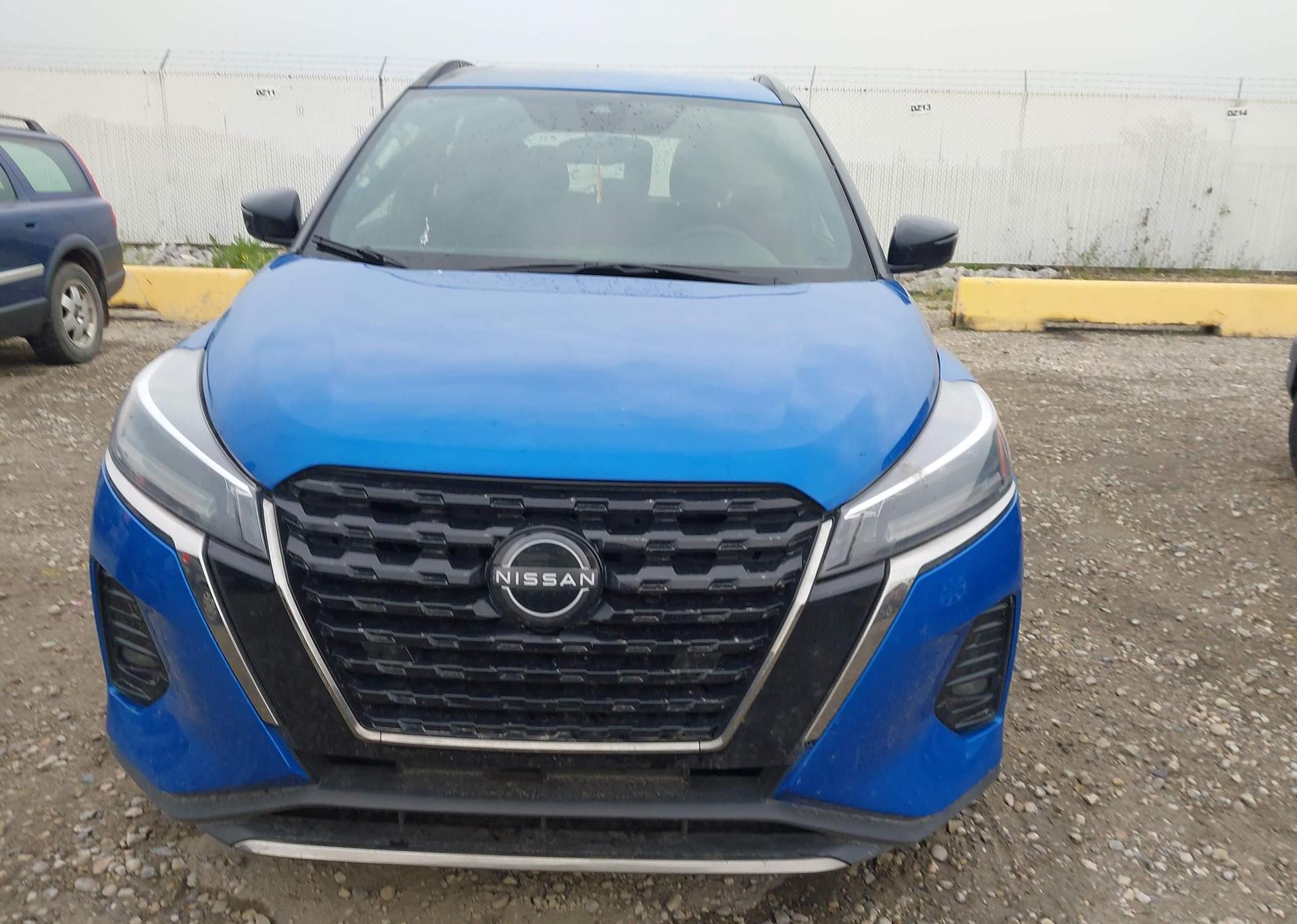2022 NISSAN KICKS SR