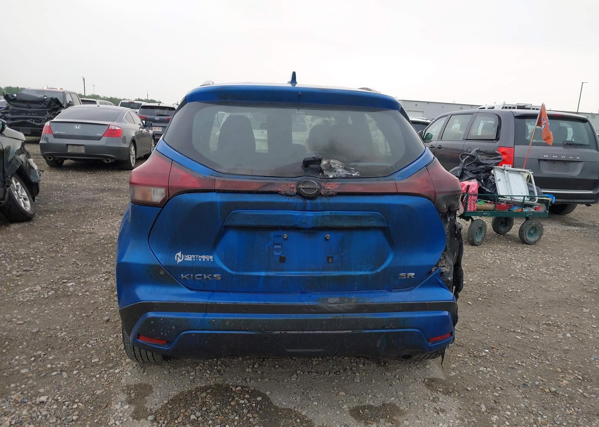 2022 NISSAN KICKS SR