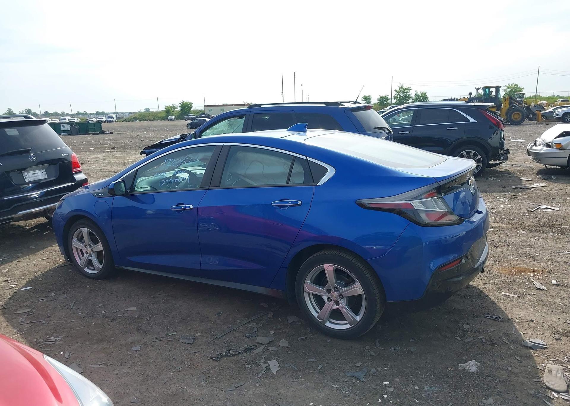 2018 CHEVROLET VOLT LT