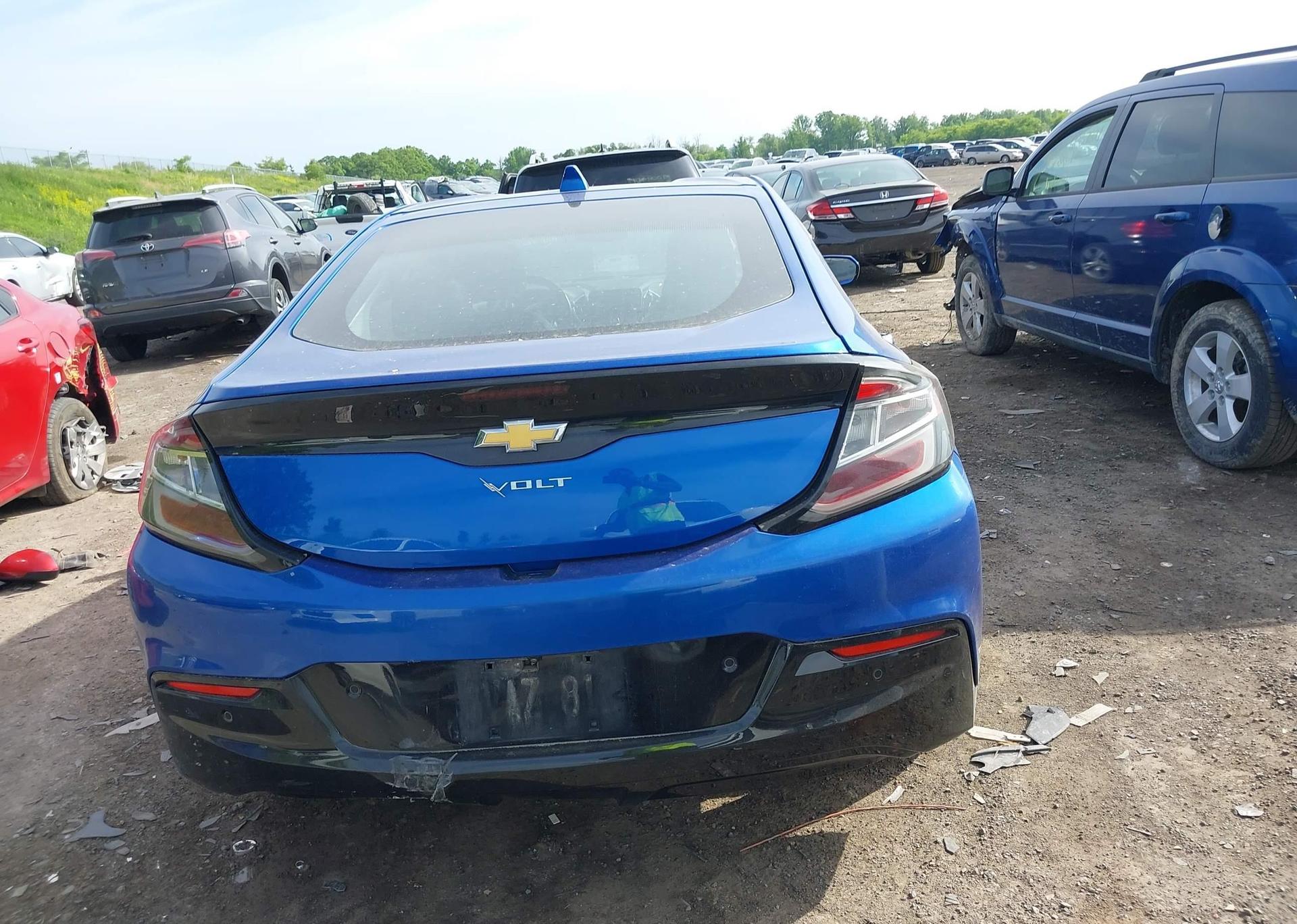 2018 CHEVROLET VOLT LT