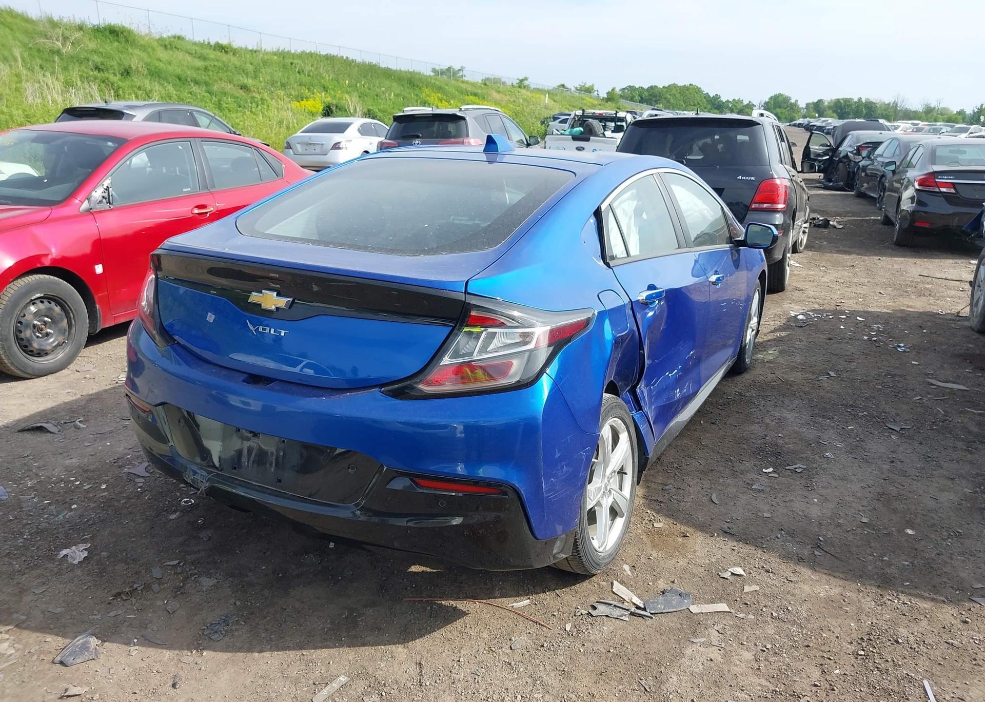 2018 CHEVROLET VOLT LT