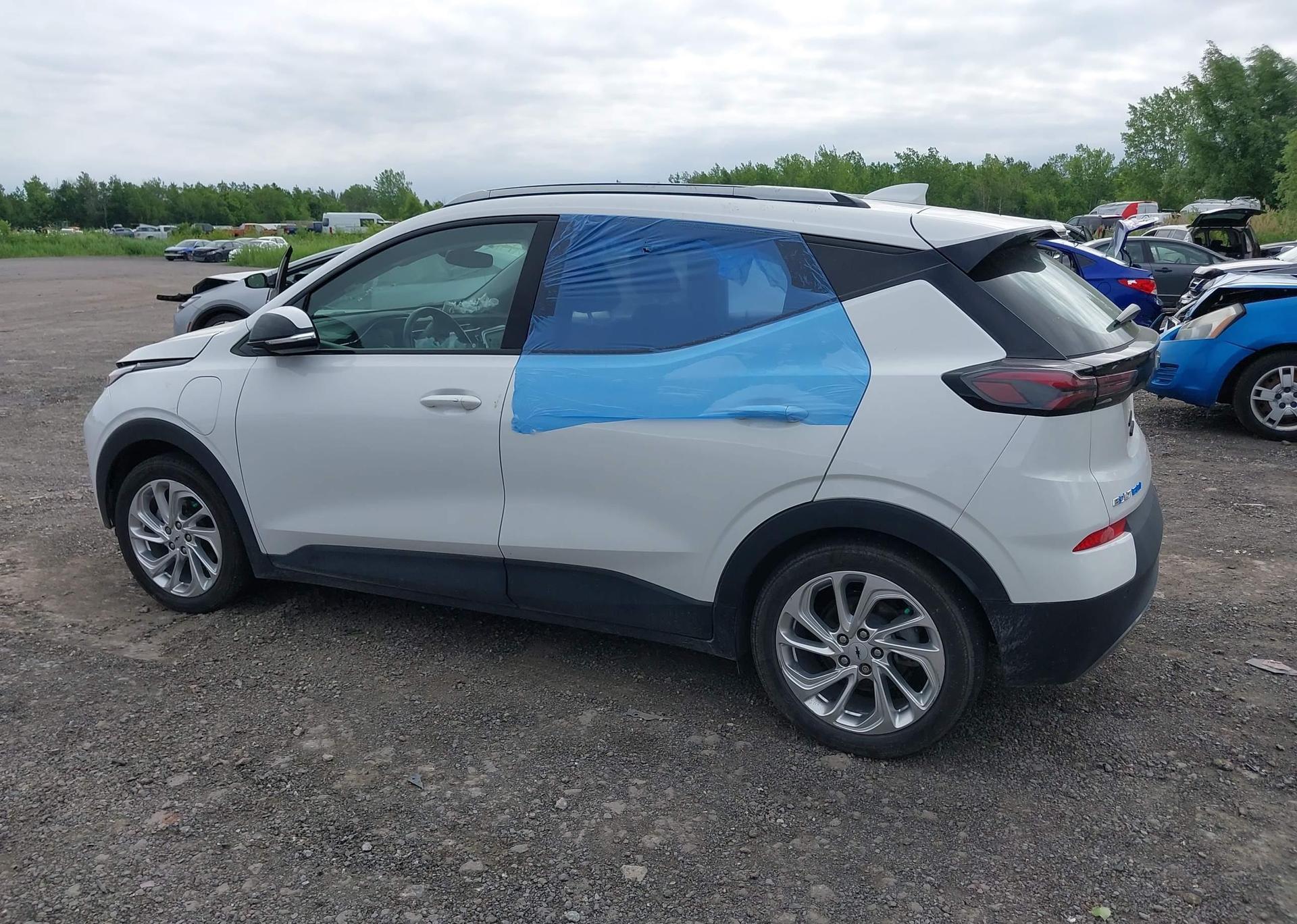 2022 CHEVROLET BOLT EUV LT