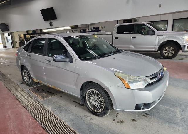 2010 FORD FOCUS SE