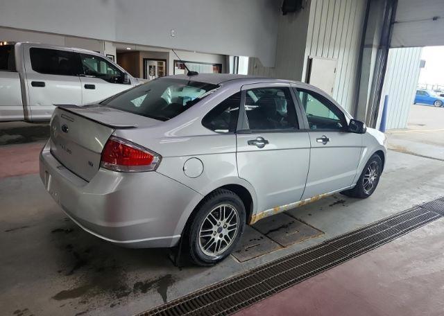 2010 FORD FOCUS SE