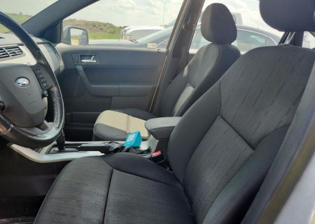 2010 FORD FOCUS SE