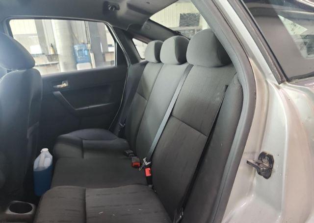 2010 FORD FOCUS SE