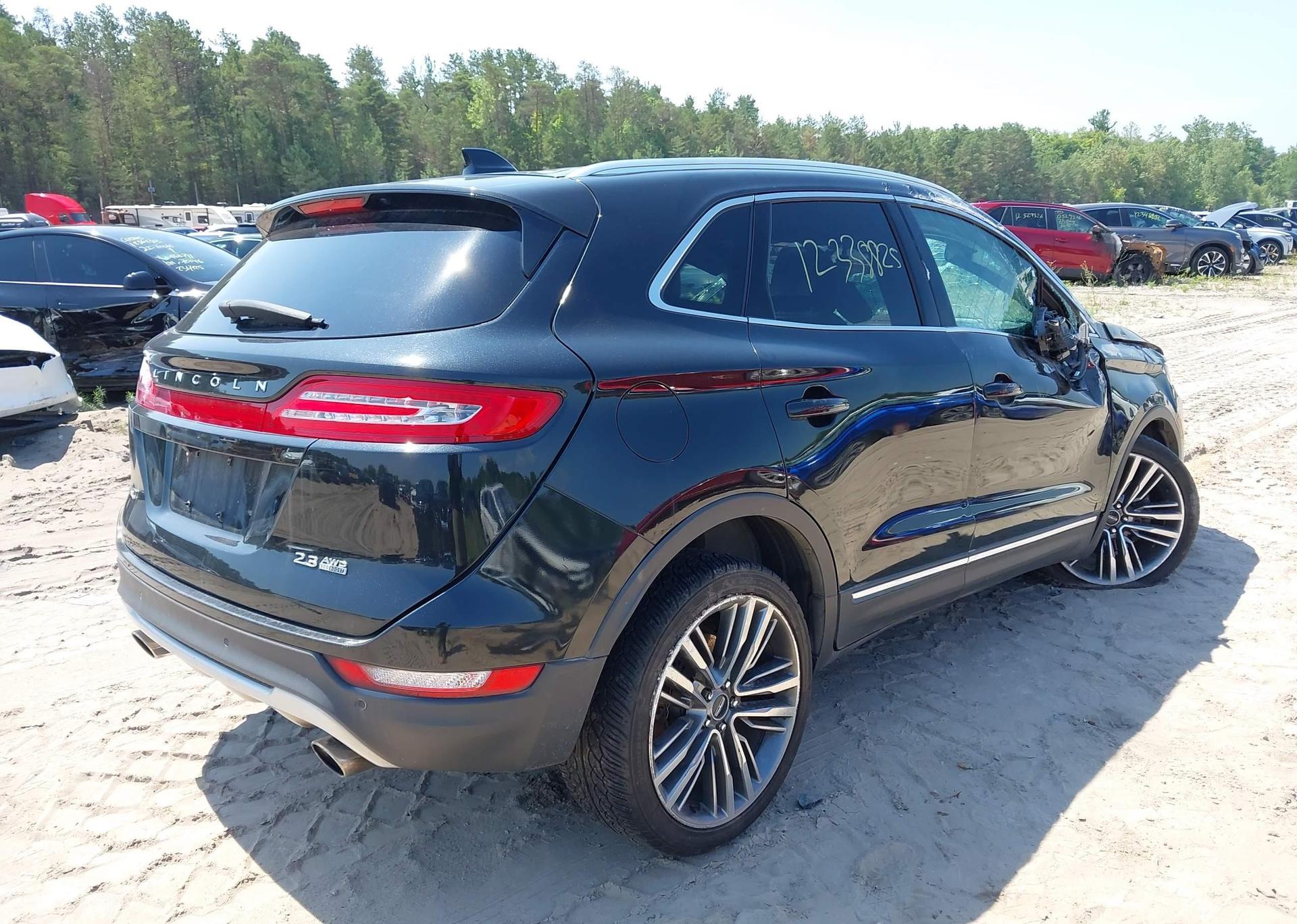 2015 LINCOLN MKC