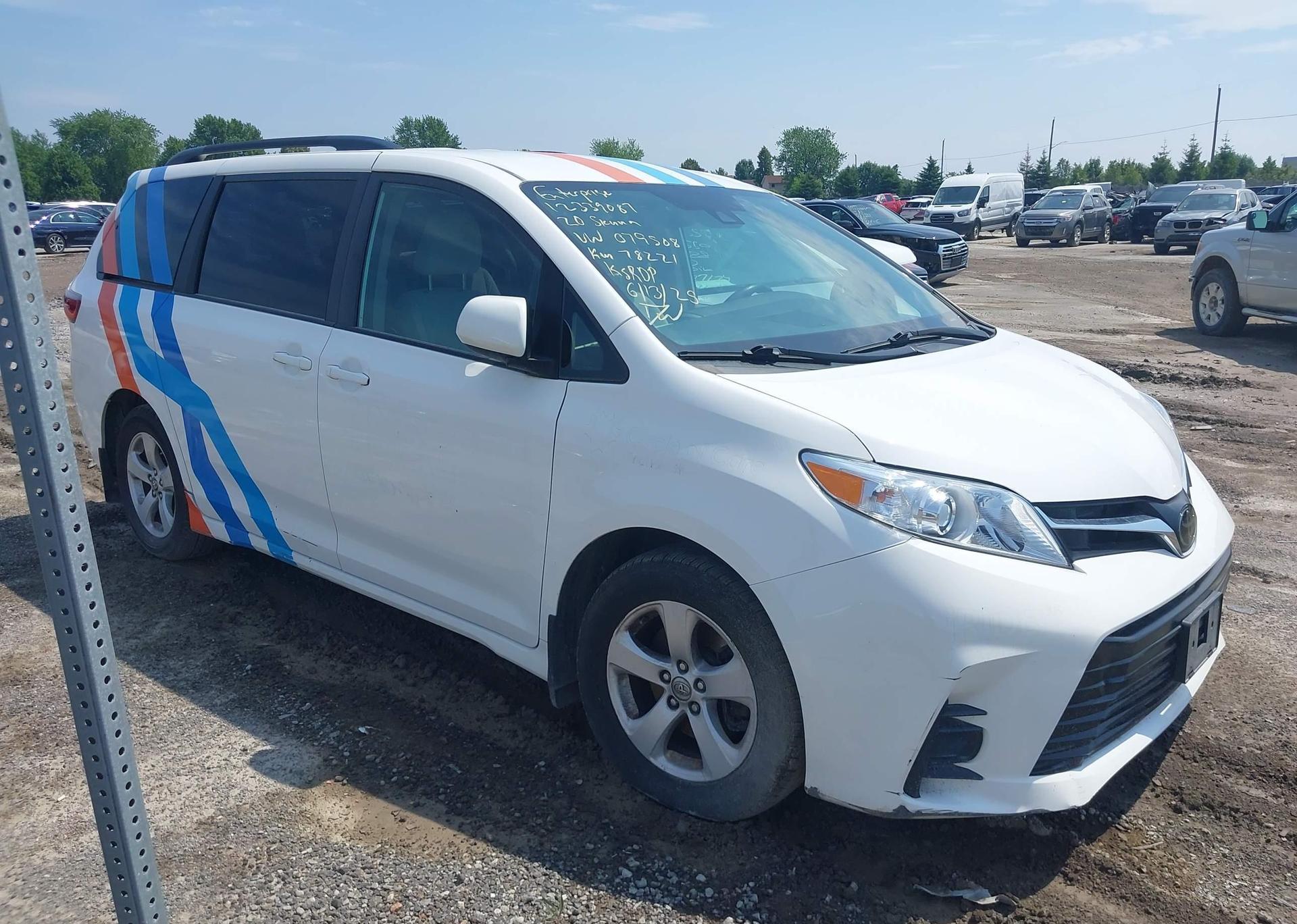 2020 TOYOTA SIENNA LE