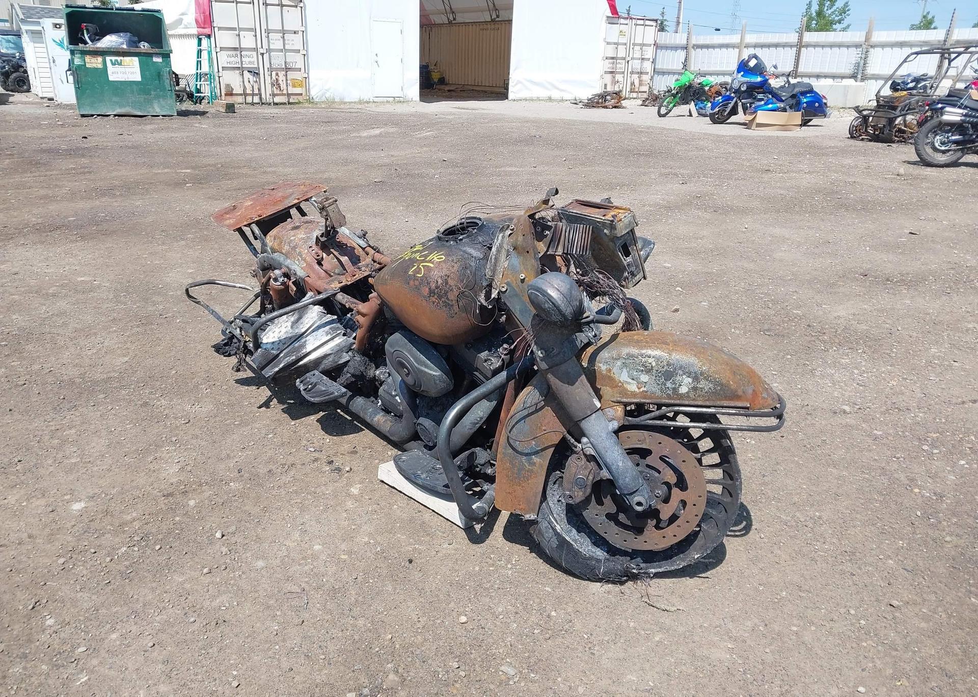 2010 HARLEY-DAVIDSON FLHTC