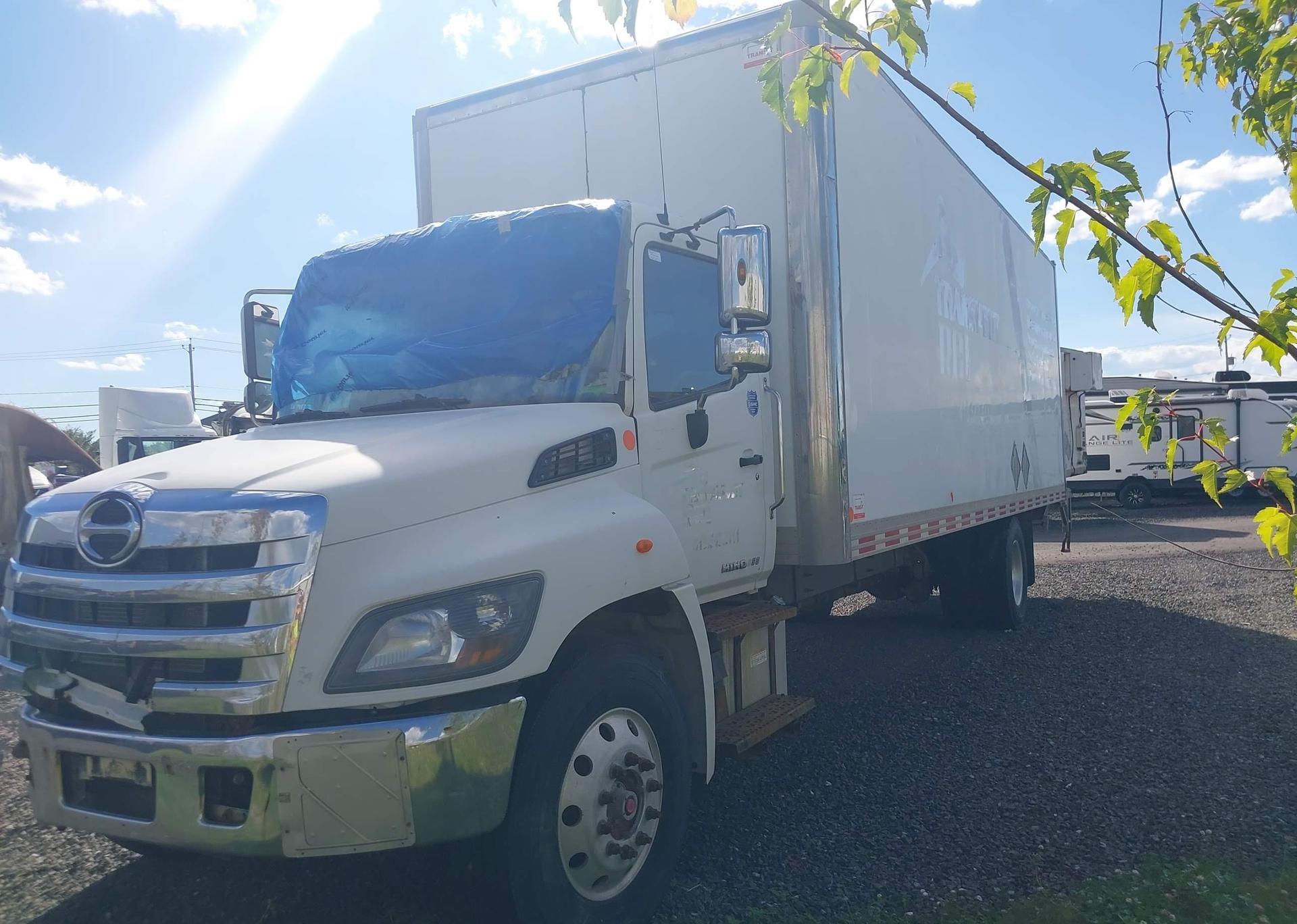 2019 HINO 358