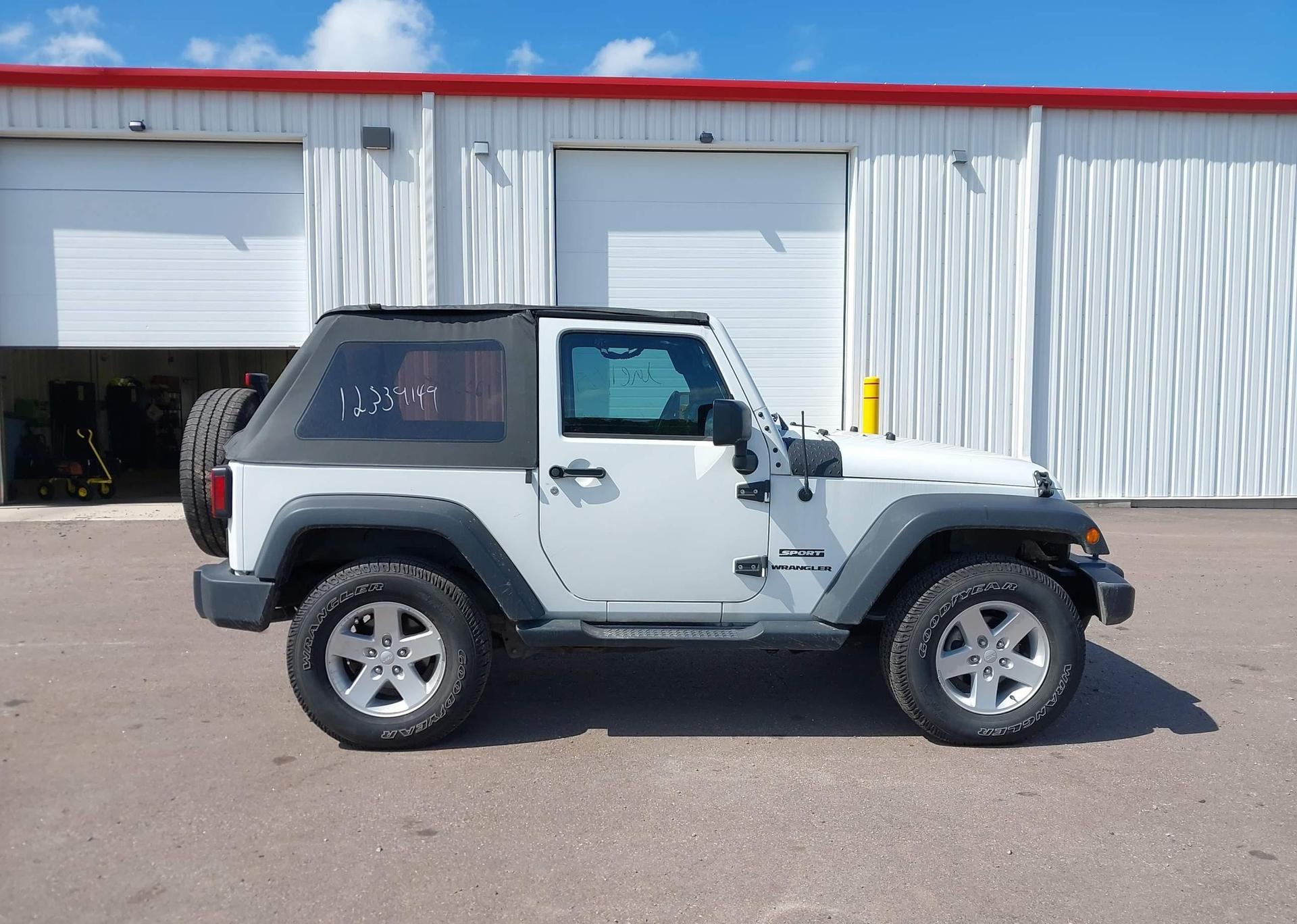 2017 JEEP WRANGLER SPORT