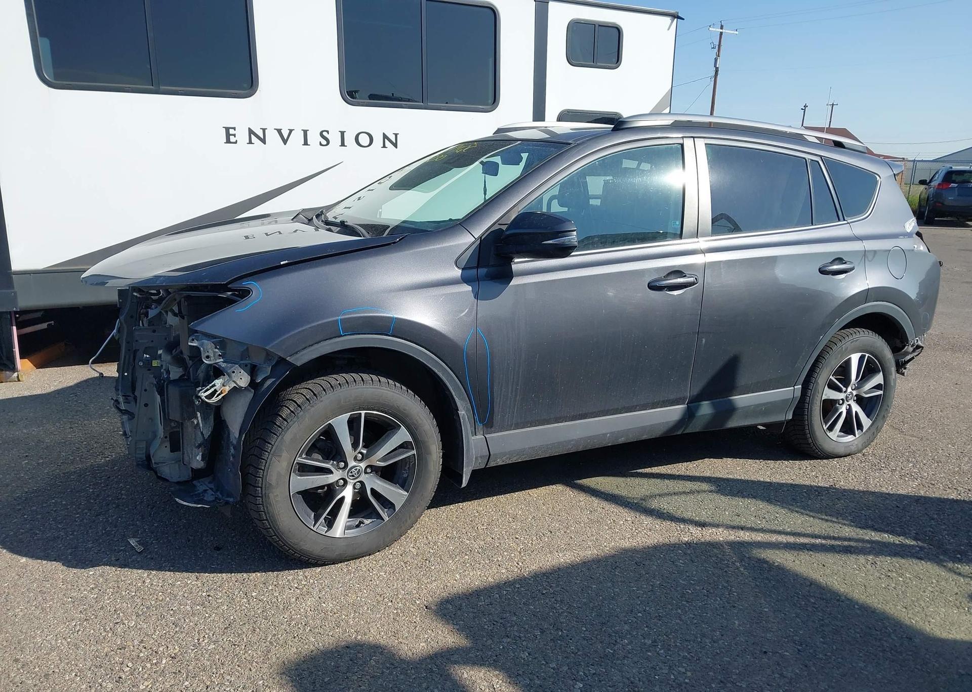 2018 TOYOTA RAV4 LE