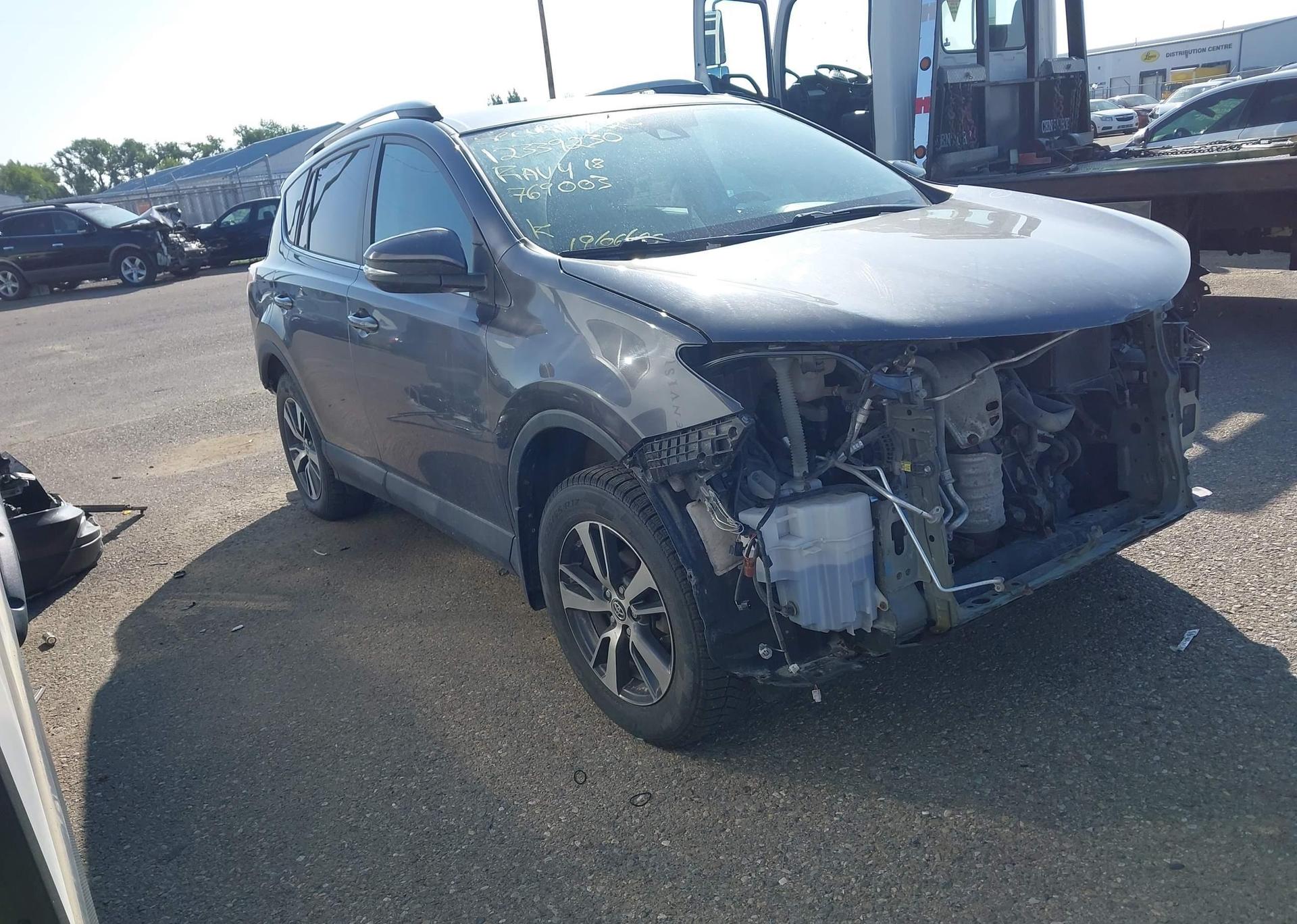 2018 TOYOTA RAV4 LE