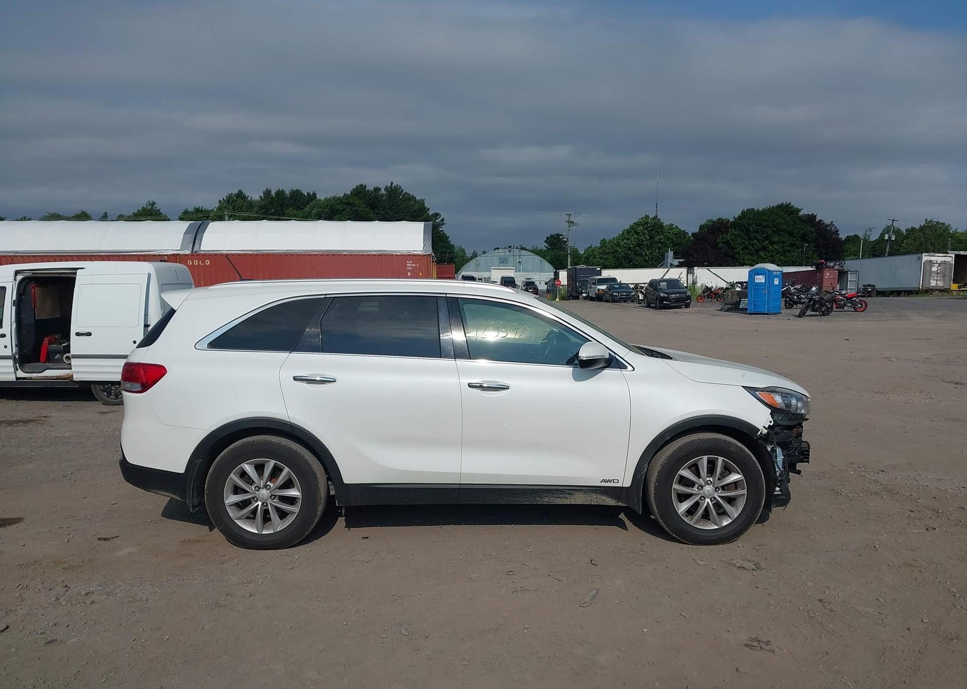 2016 KIA SORENTO