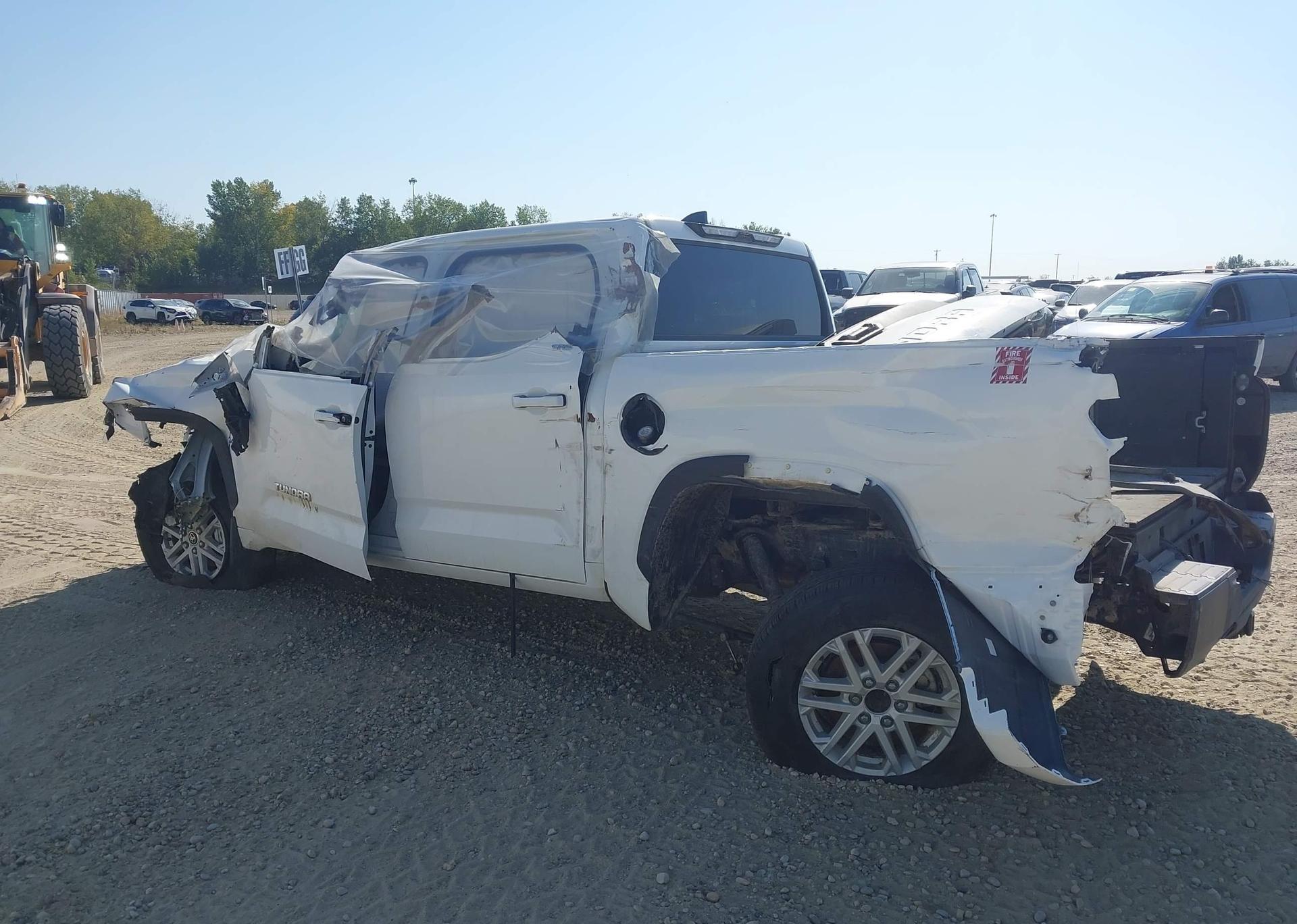 2024 TOYOTA TUNDRA CREWMAX SR