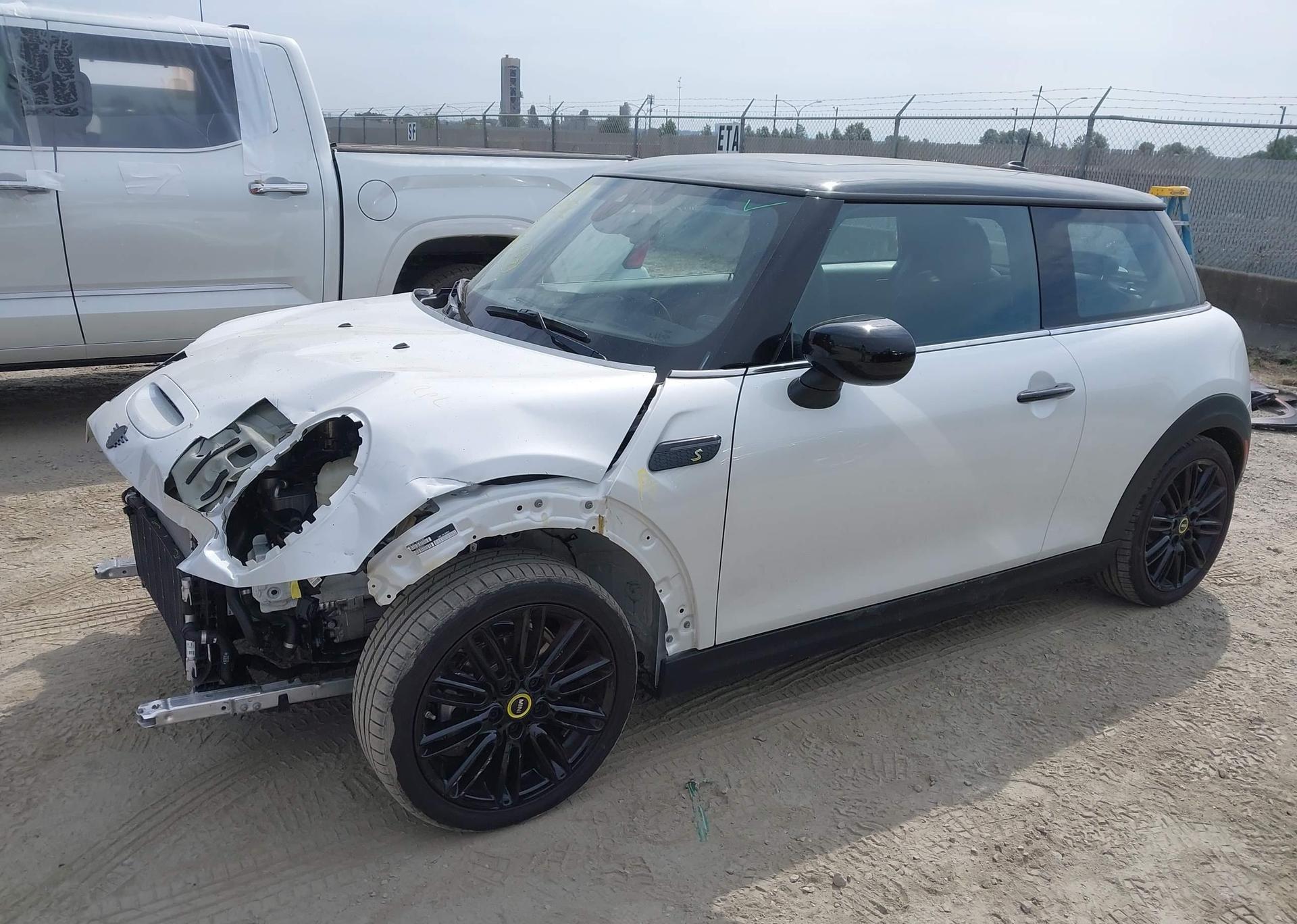 2024 MINI SE 3 DOOR COOPER