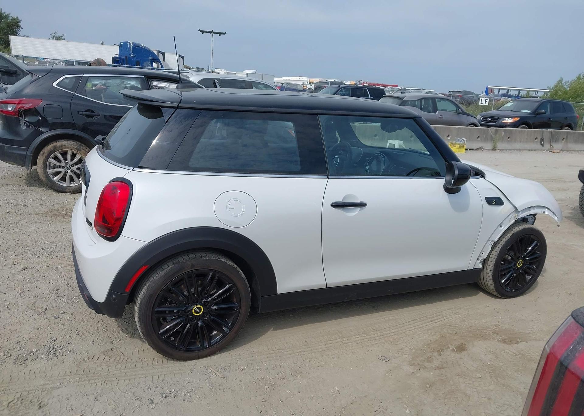 2024 MINI SE 3 DOOR COOPER