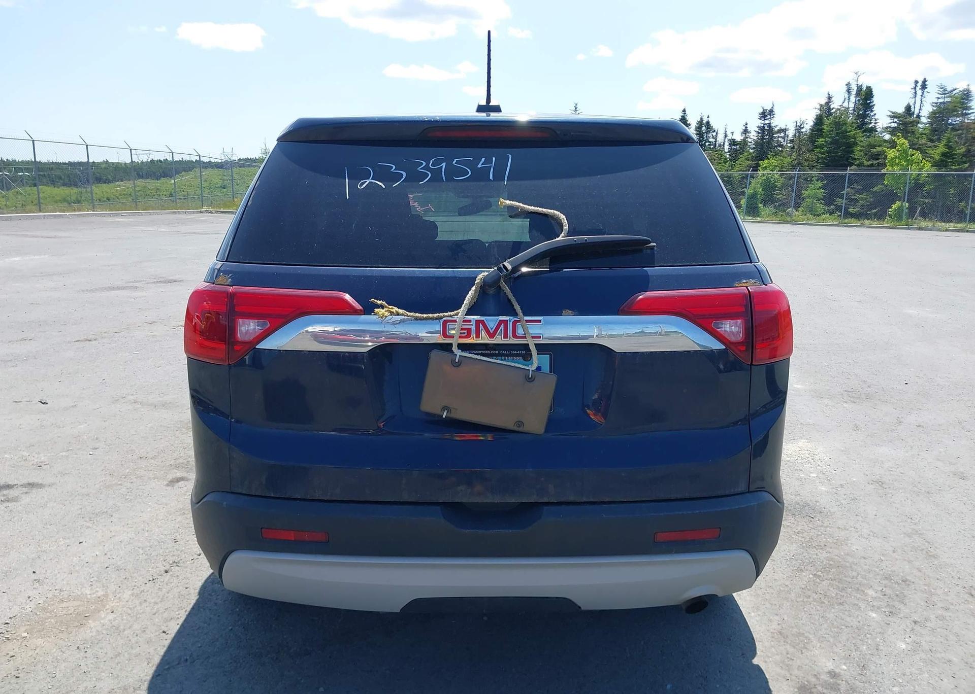 2017 GMC ACADIA SLE