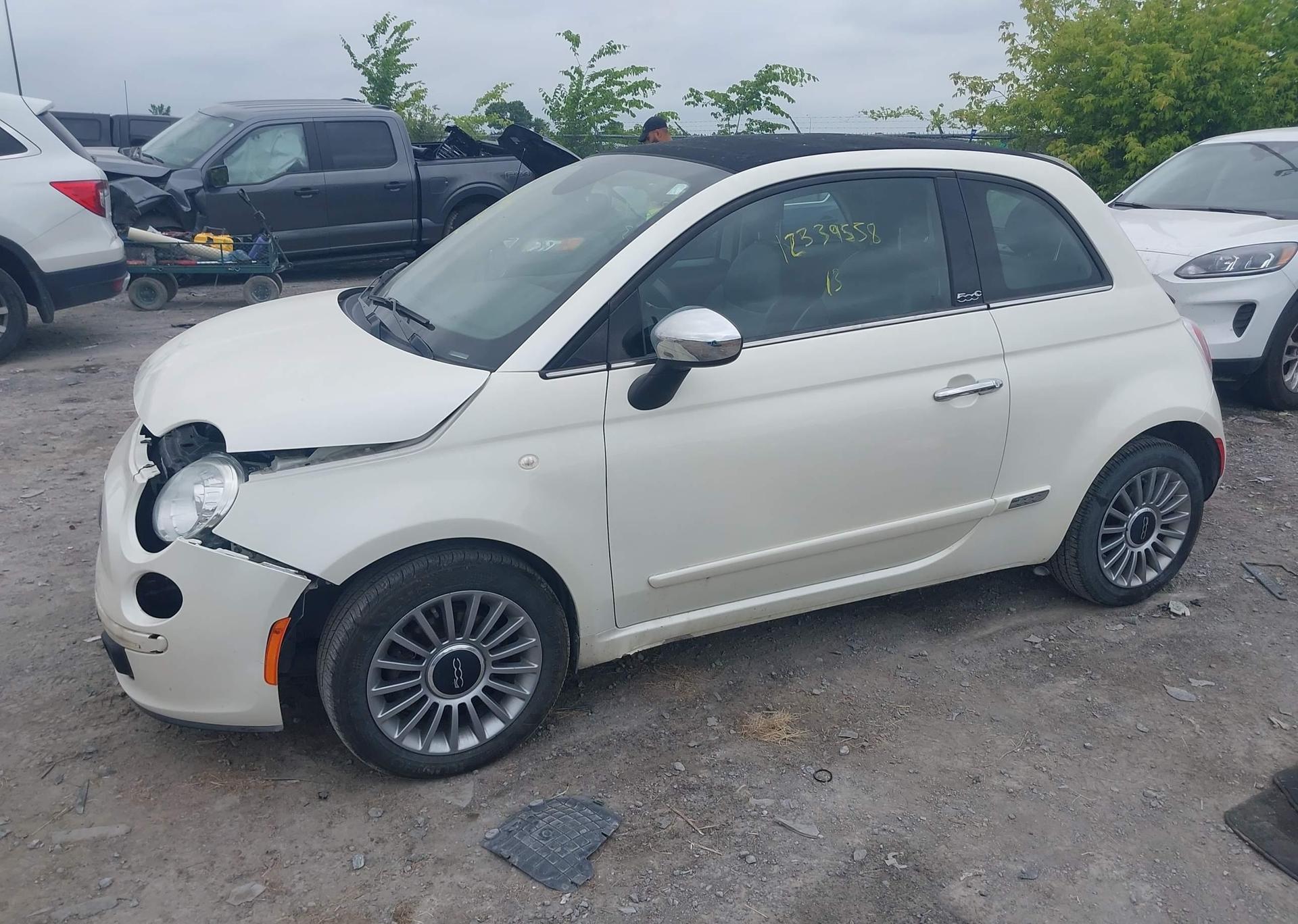 2013 FIAT 500C LOUNGE