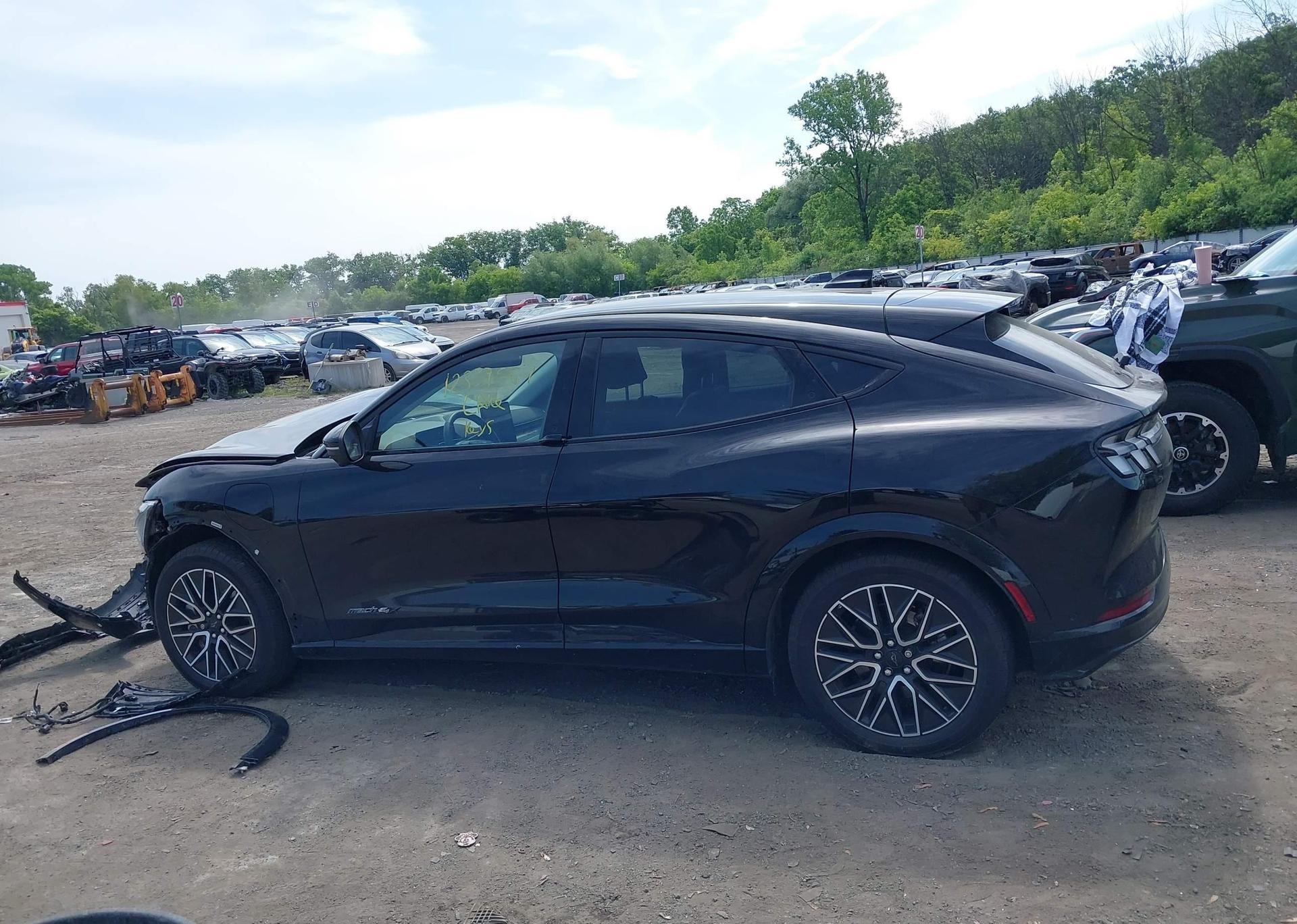 2024 FORD MUSTANG MACH-E PREMIUM