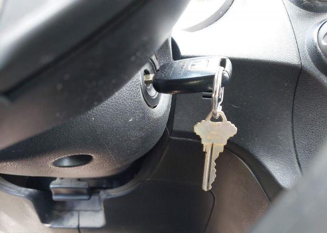2013 HONDA FIT LX