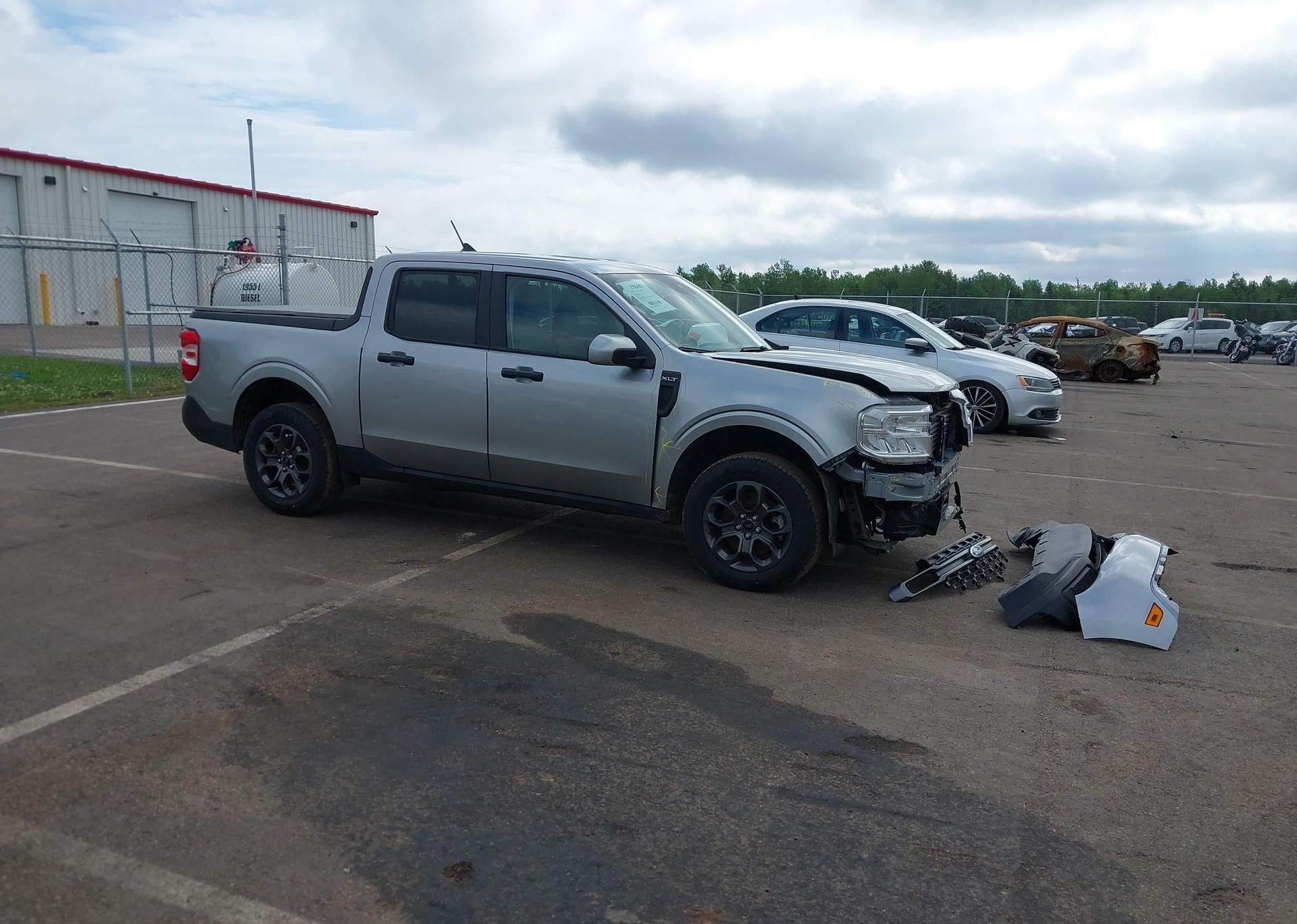 2023 FORD MAVERICK XLT