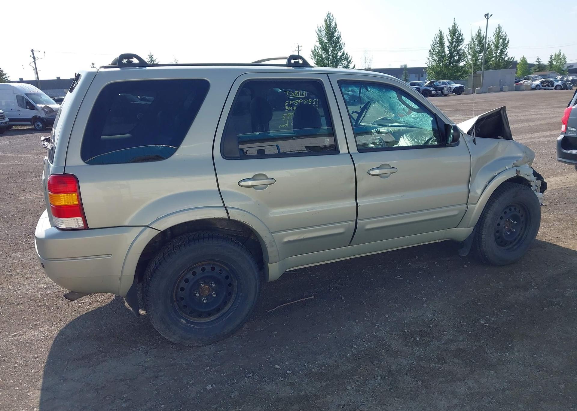 2004 FORD ESCAPE LIMITED
