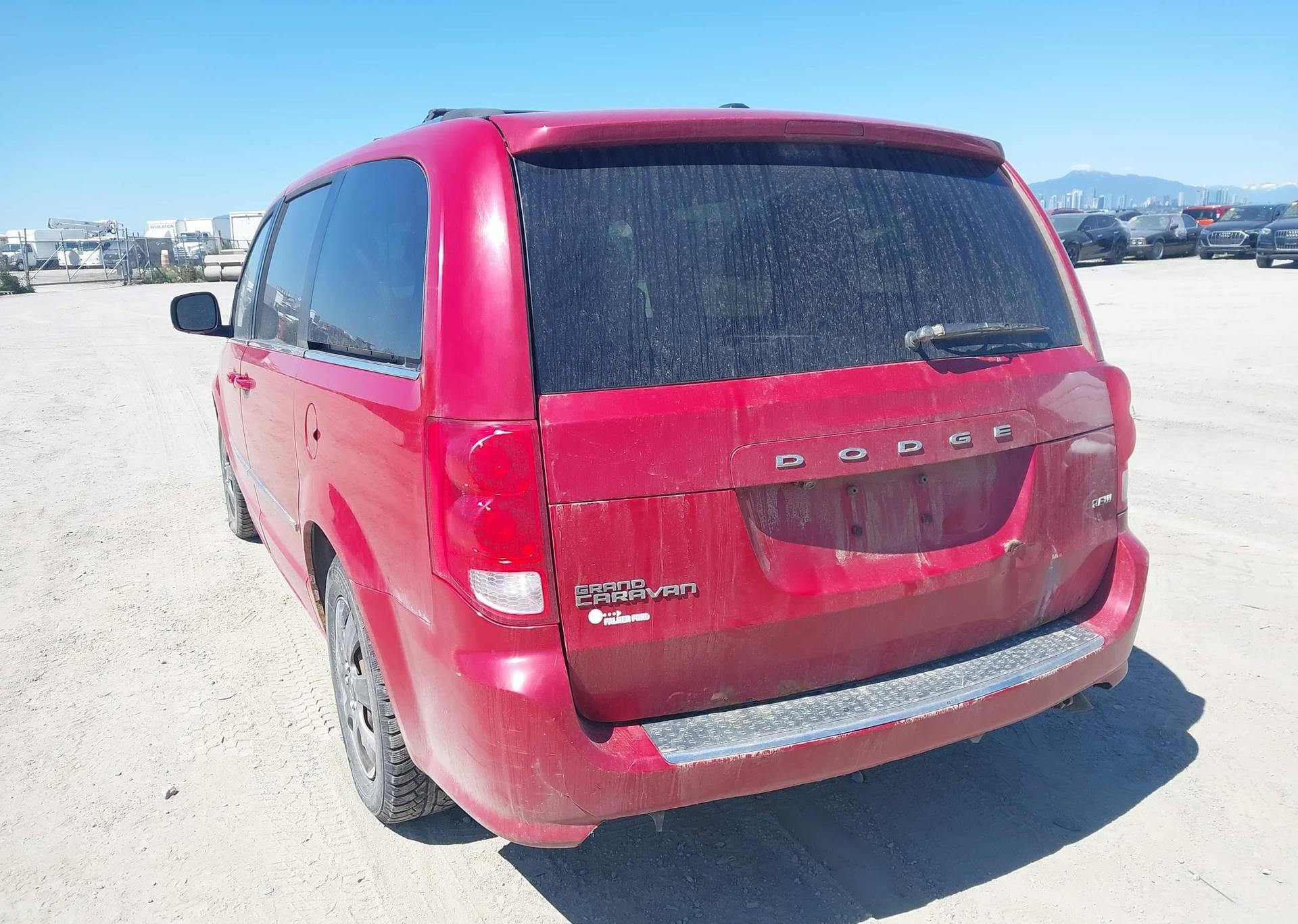 2012 DODGE GRAND CARAVAN CREW